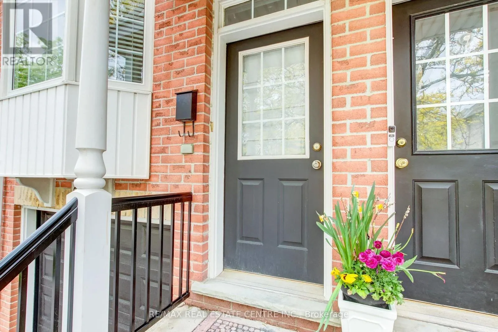 82 - 3480 UPPER MIDDLE ROAD