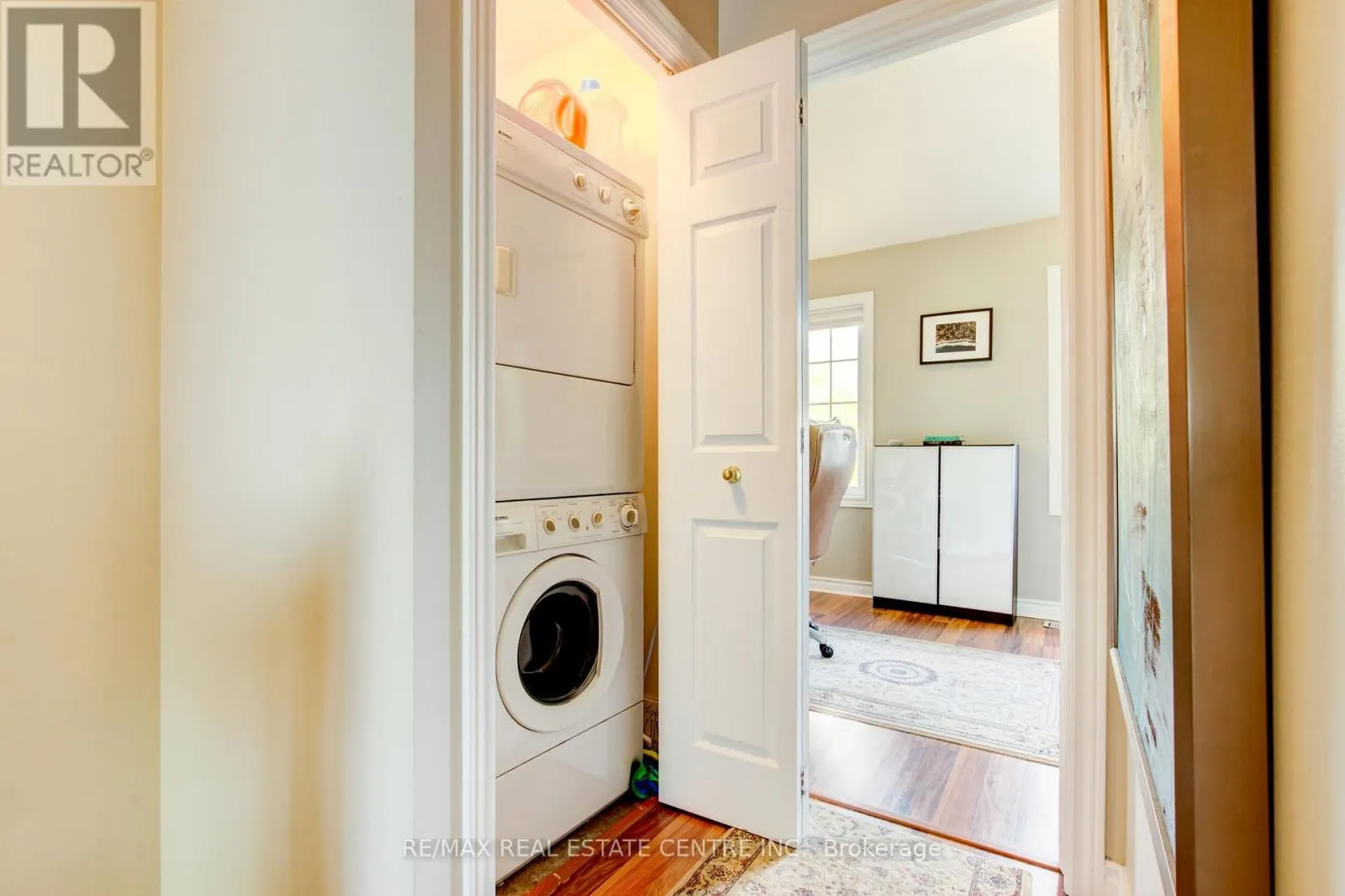 82 - 3480 UPPER MIDDLE ROAD