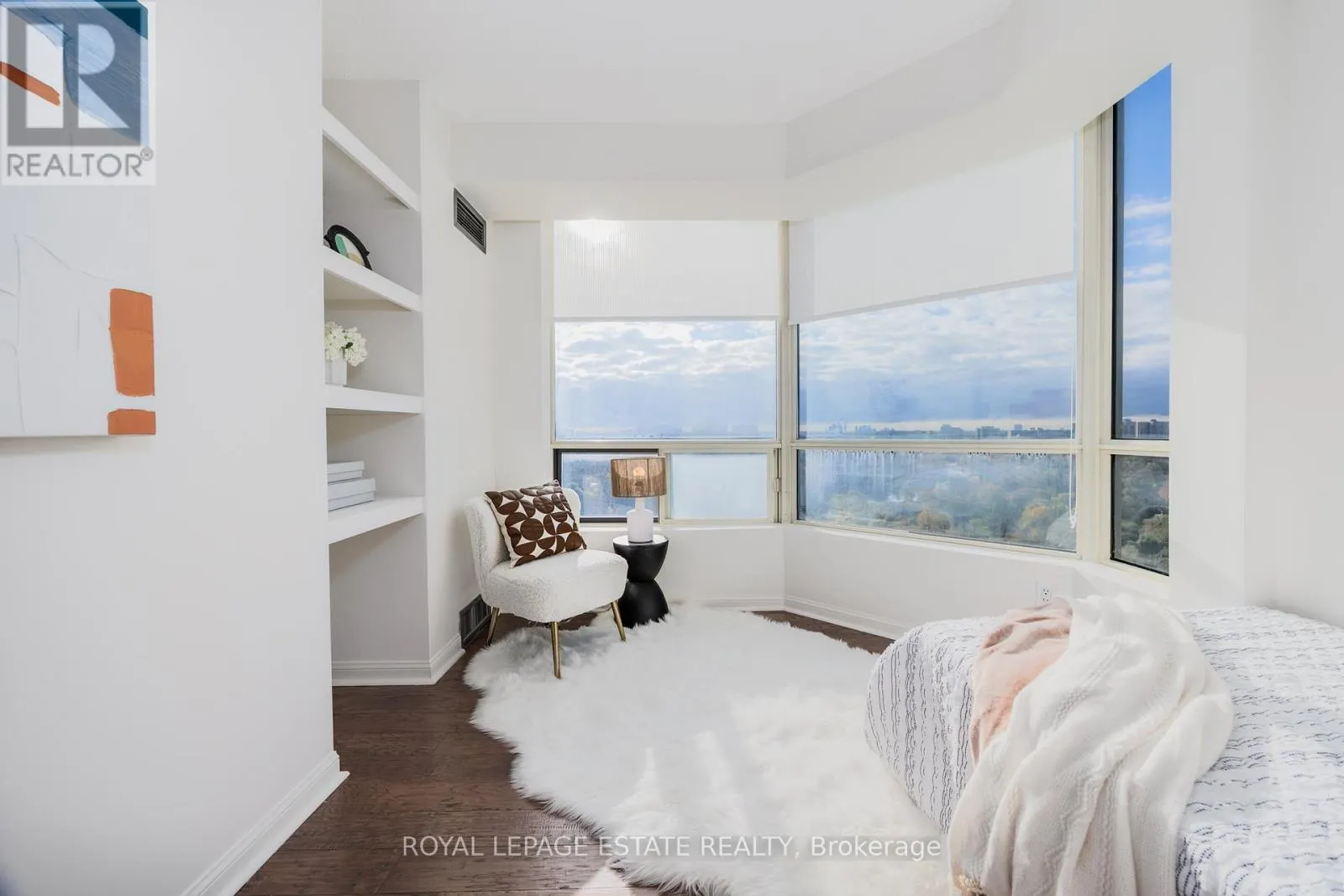 1903 - 3 HICKORY TREE ROAD