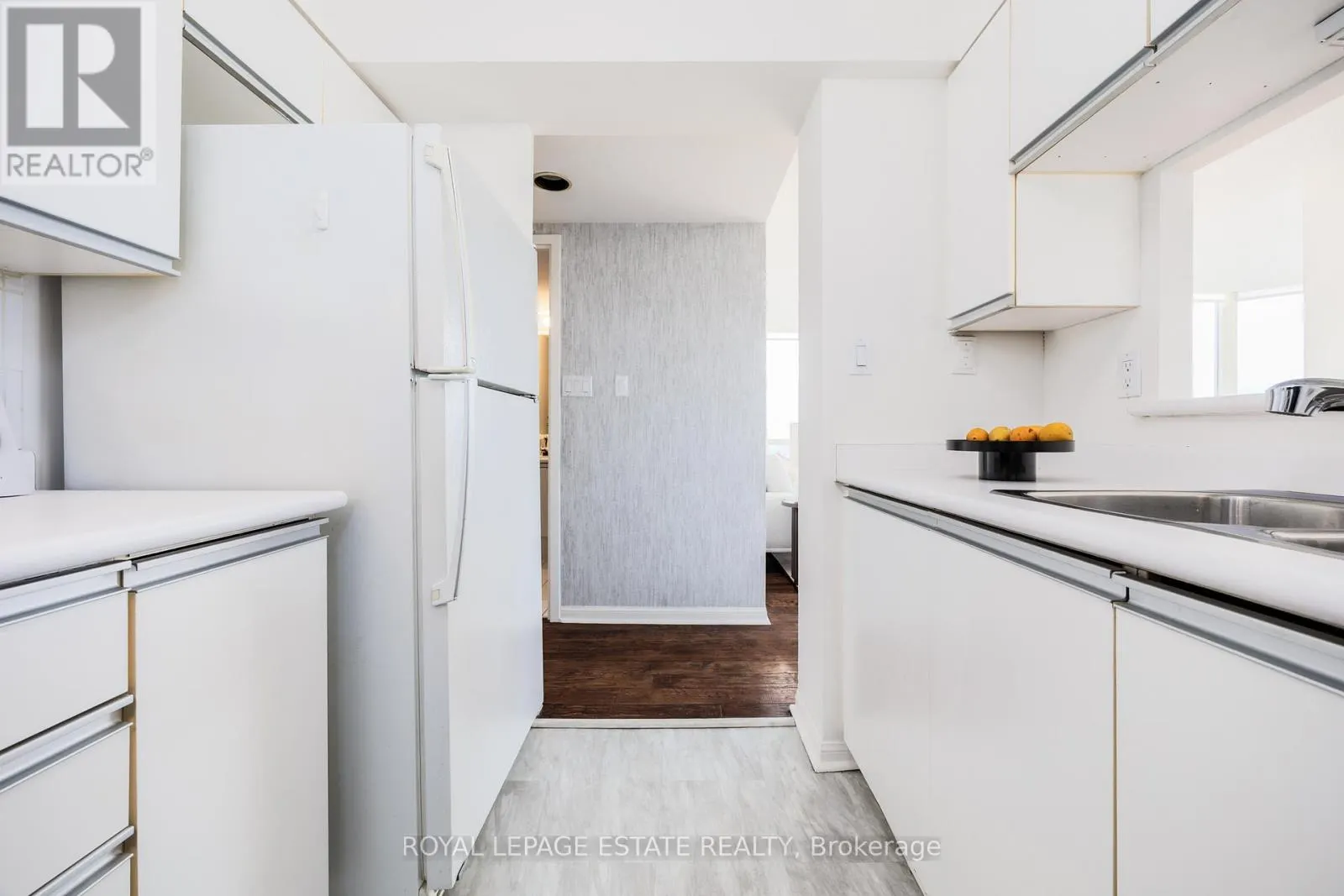 1903 - 3 HICKORY TREE ROAD