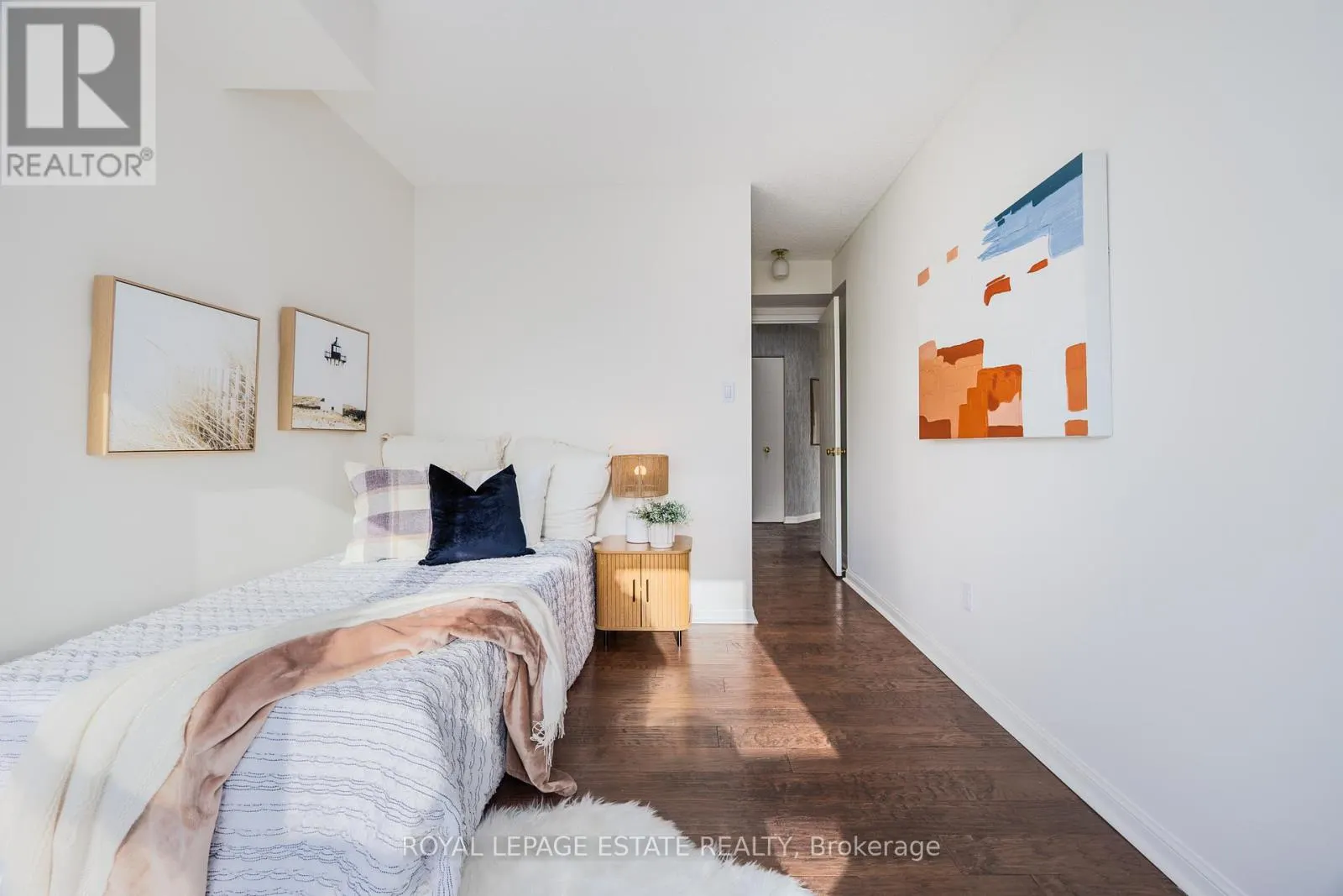 1903 - 3 HICKORY TREE ROAD