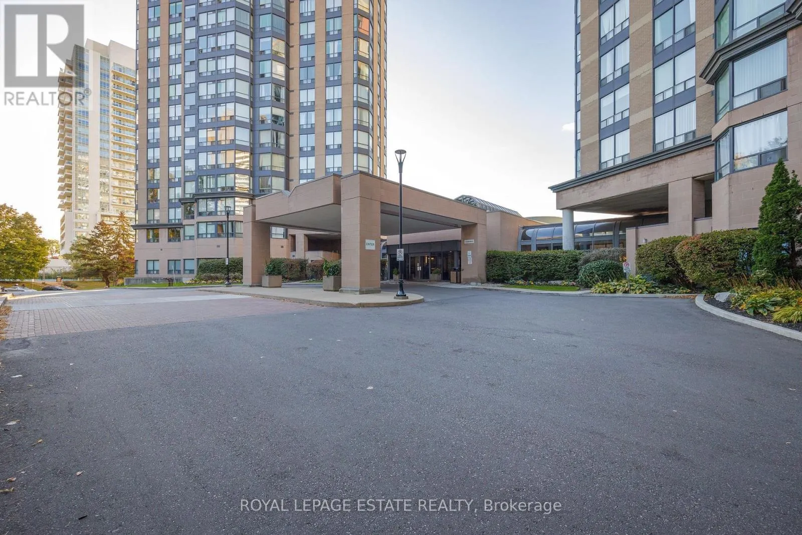 1903 - 3 HICKORY TREE ROAD