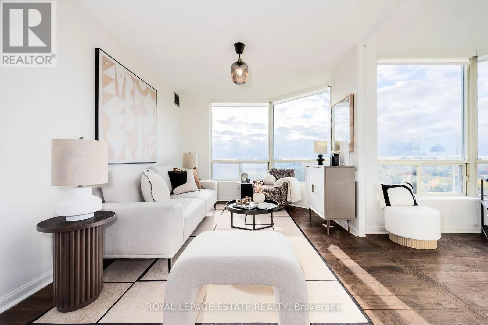 1903 - 3 HICKORY TREE ROAD