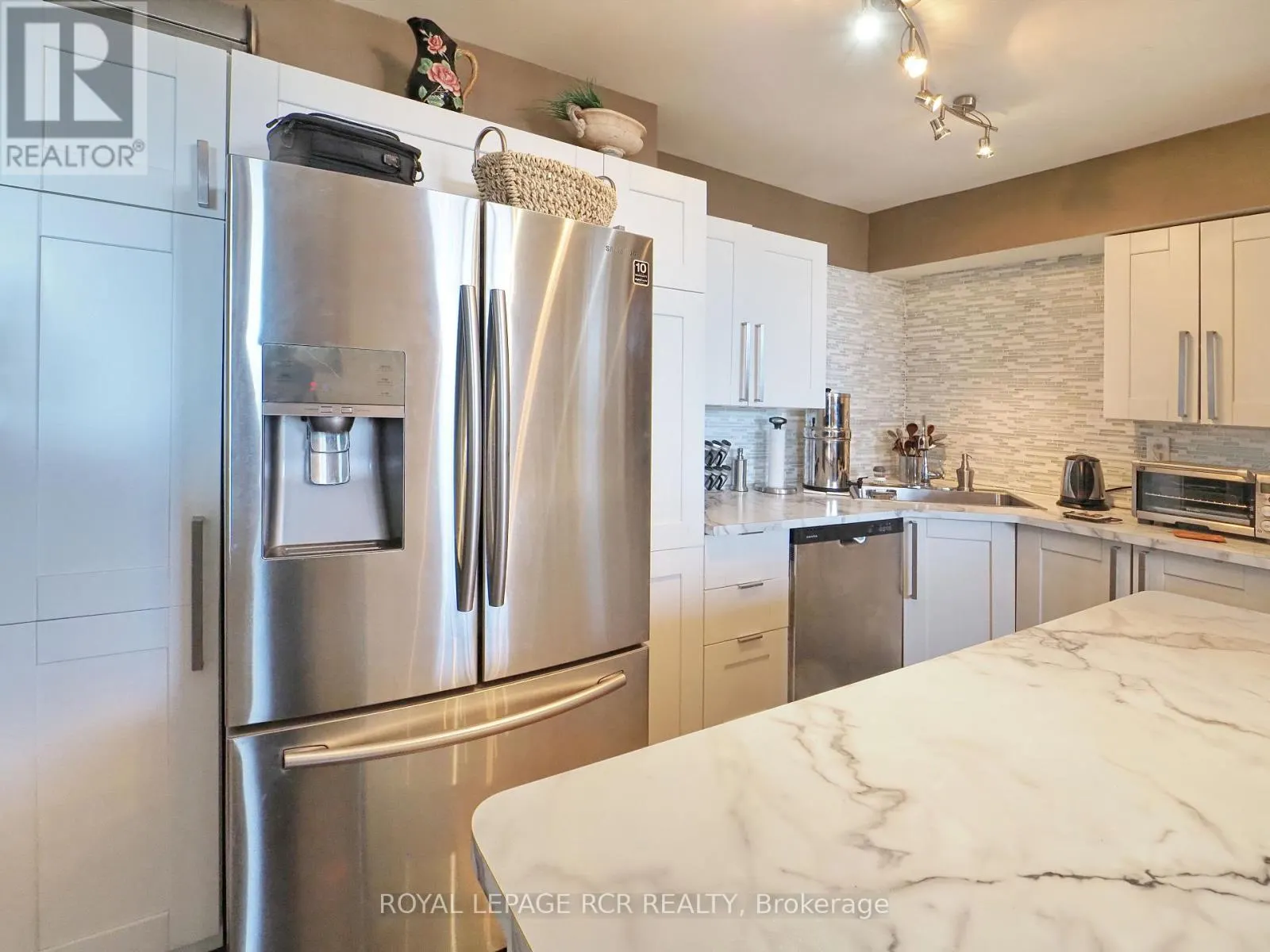 1003 - 3533 DERRY ROAD E