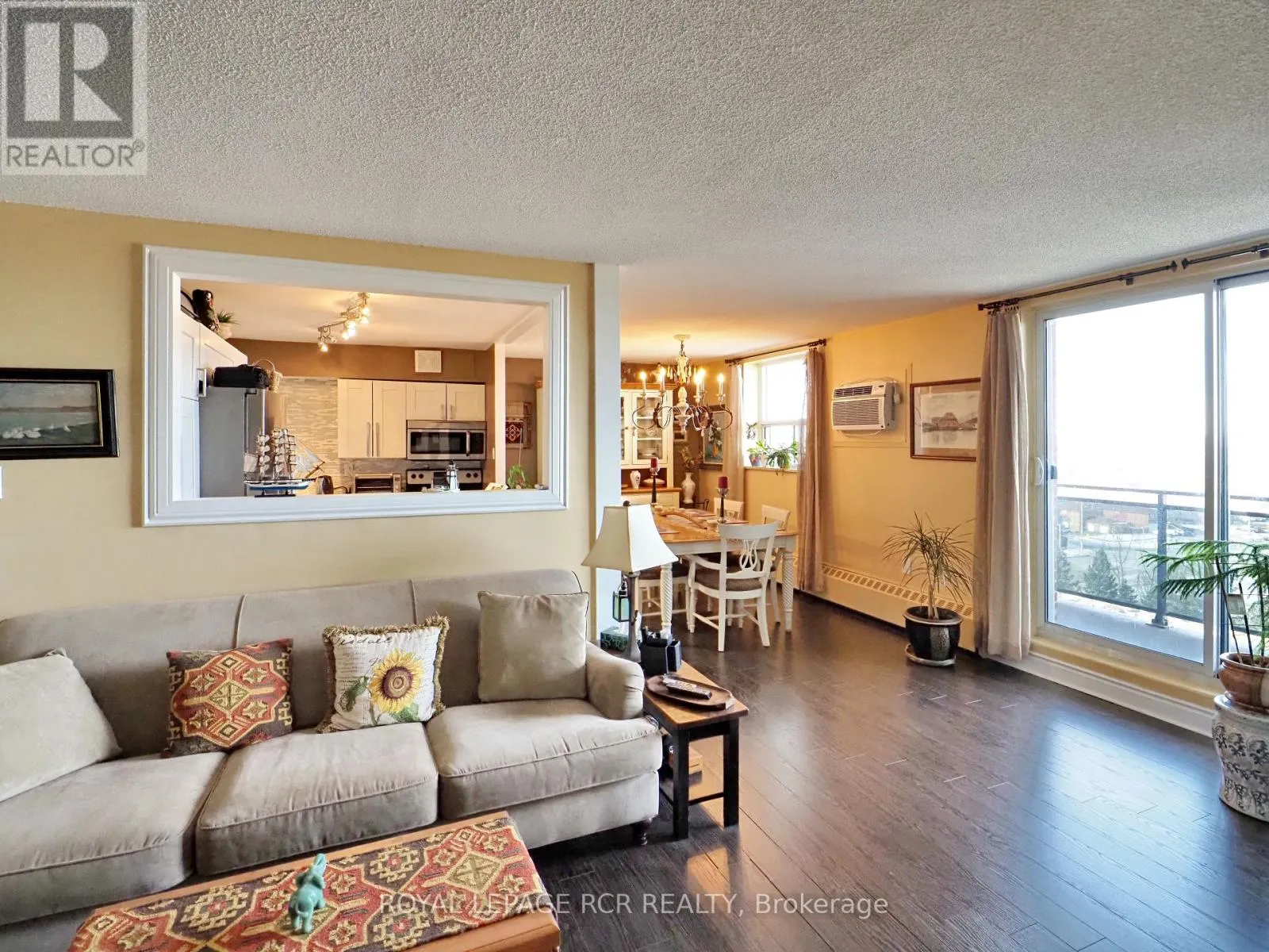 1003 - 3533 DERRY ROAD E