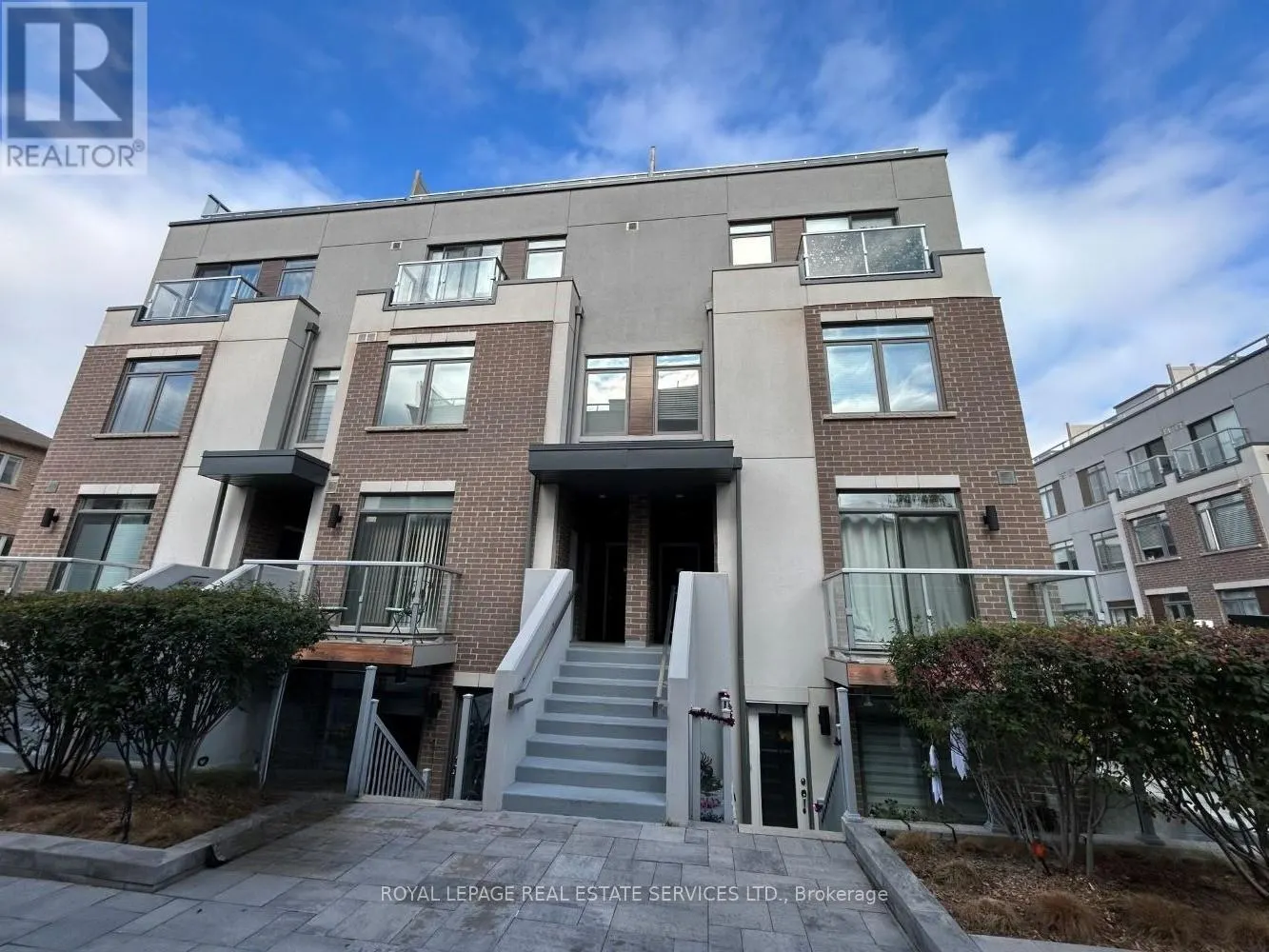 347 - 3066 SIXTH LINE