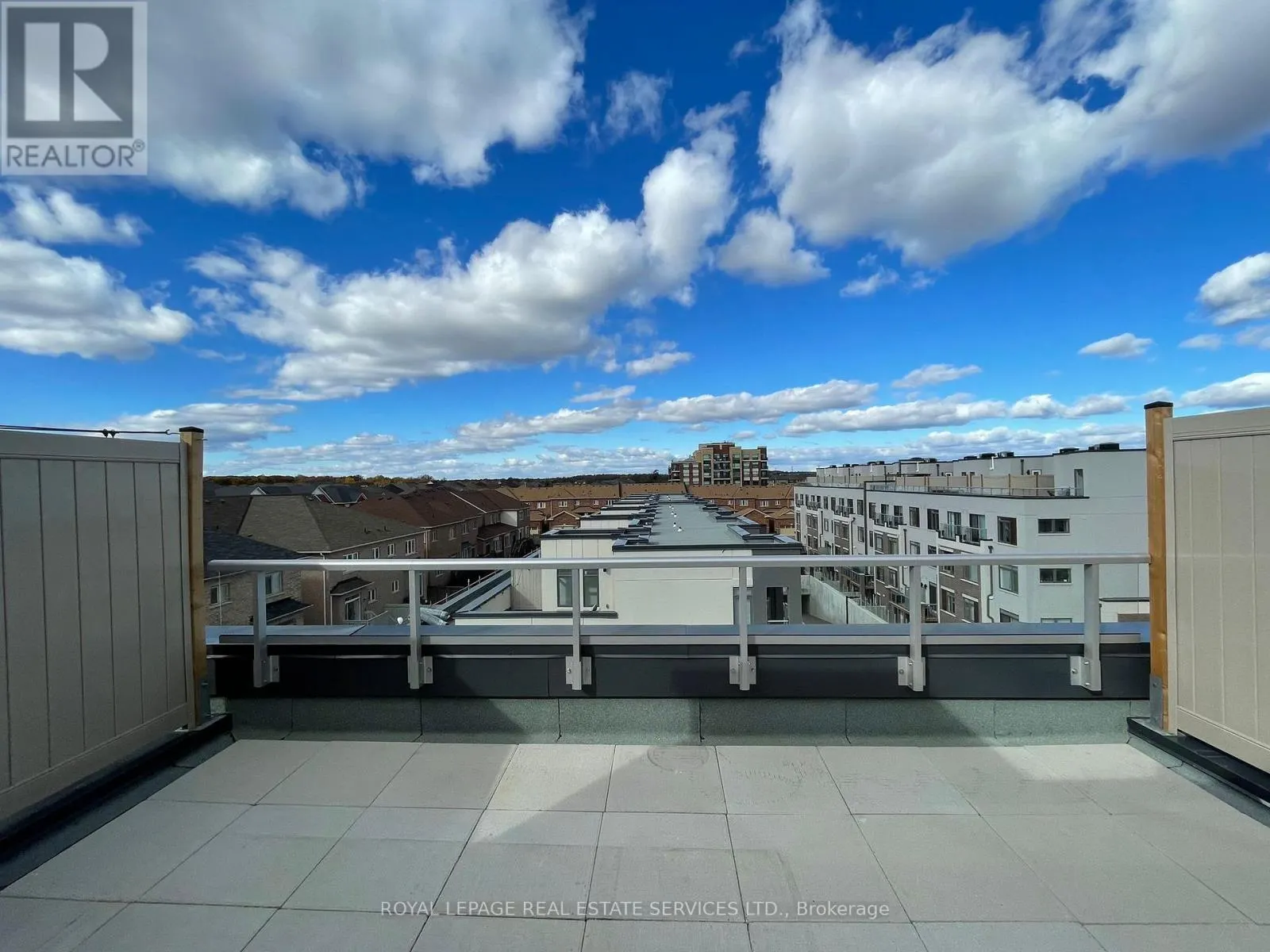 347 - 3066 SIXTH LINE