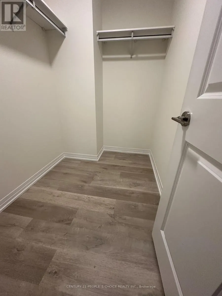 2504 - 15 WATERGARDEN DRIVE