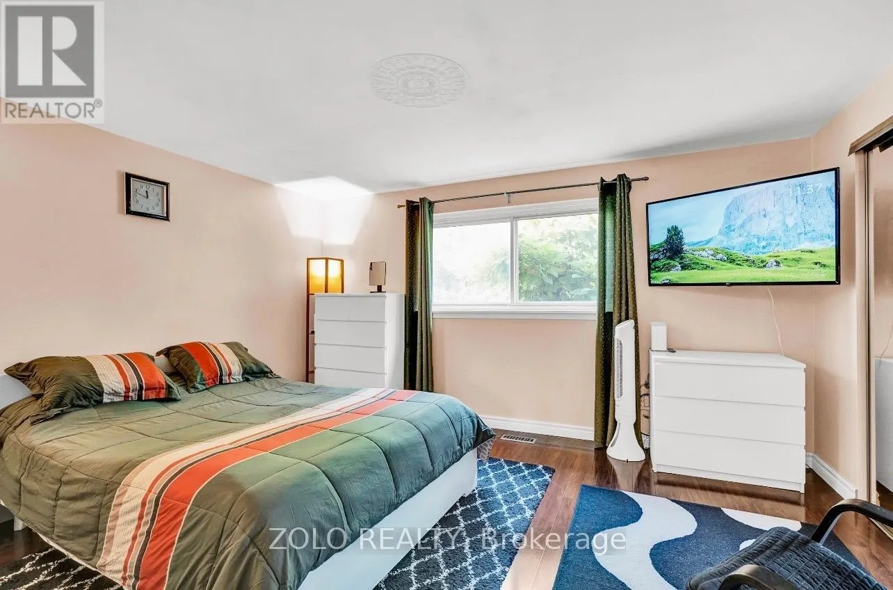 129 FOLKSTONE CRESCENT