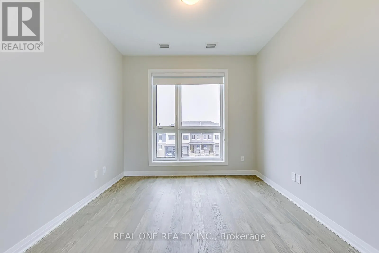 319 - 460 GORDON KRANTZ AVENUE