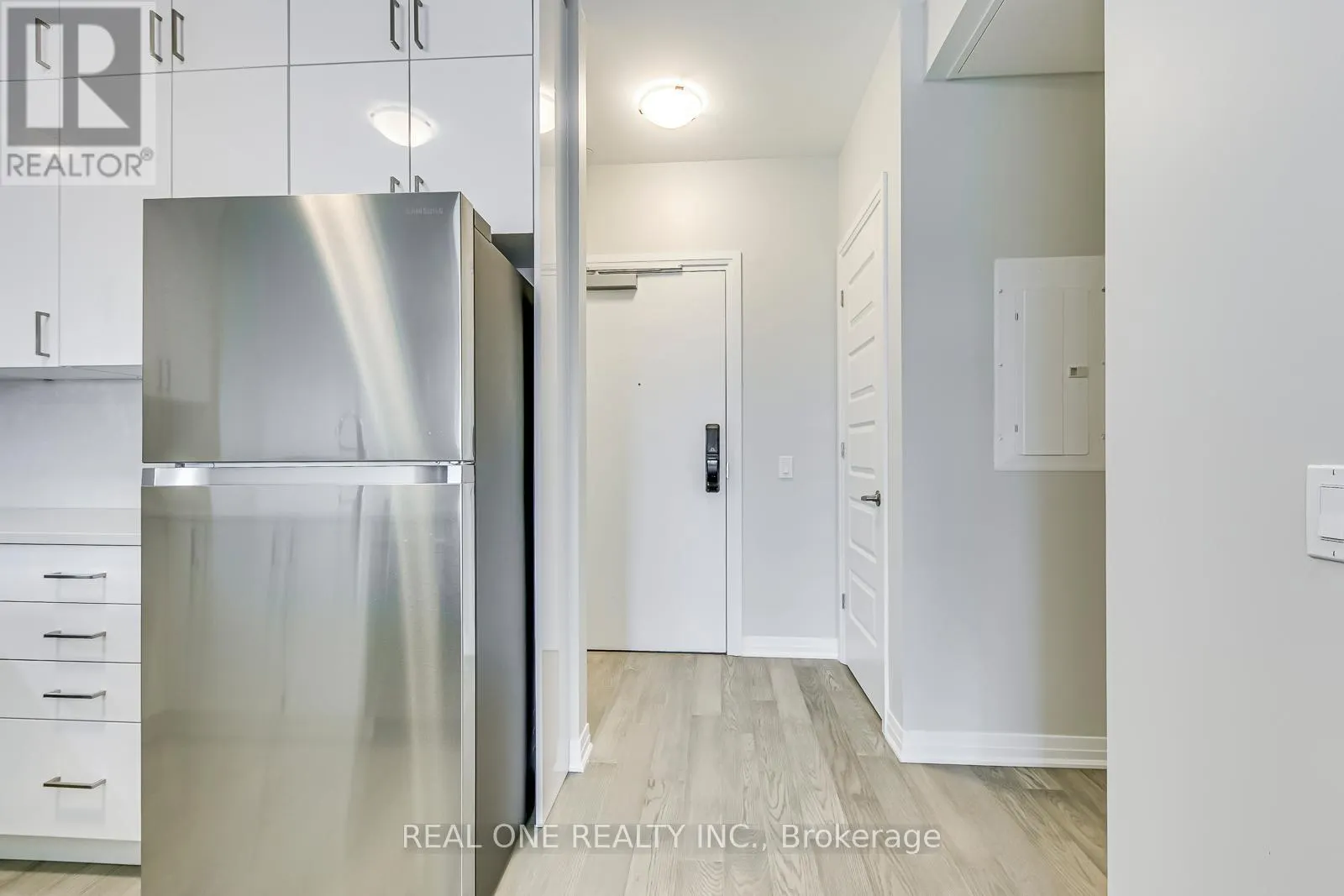 319 - 460 GORDON KRANTZ AVENUE