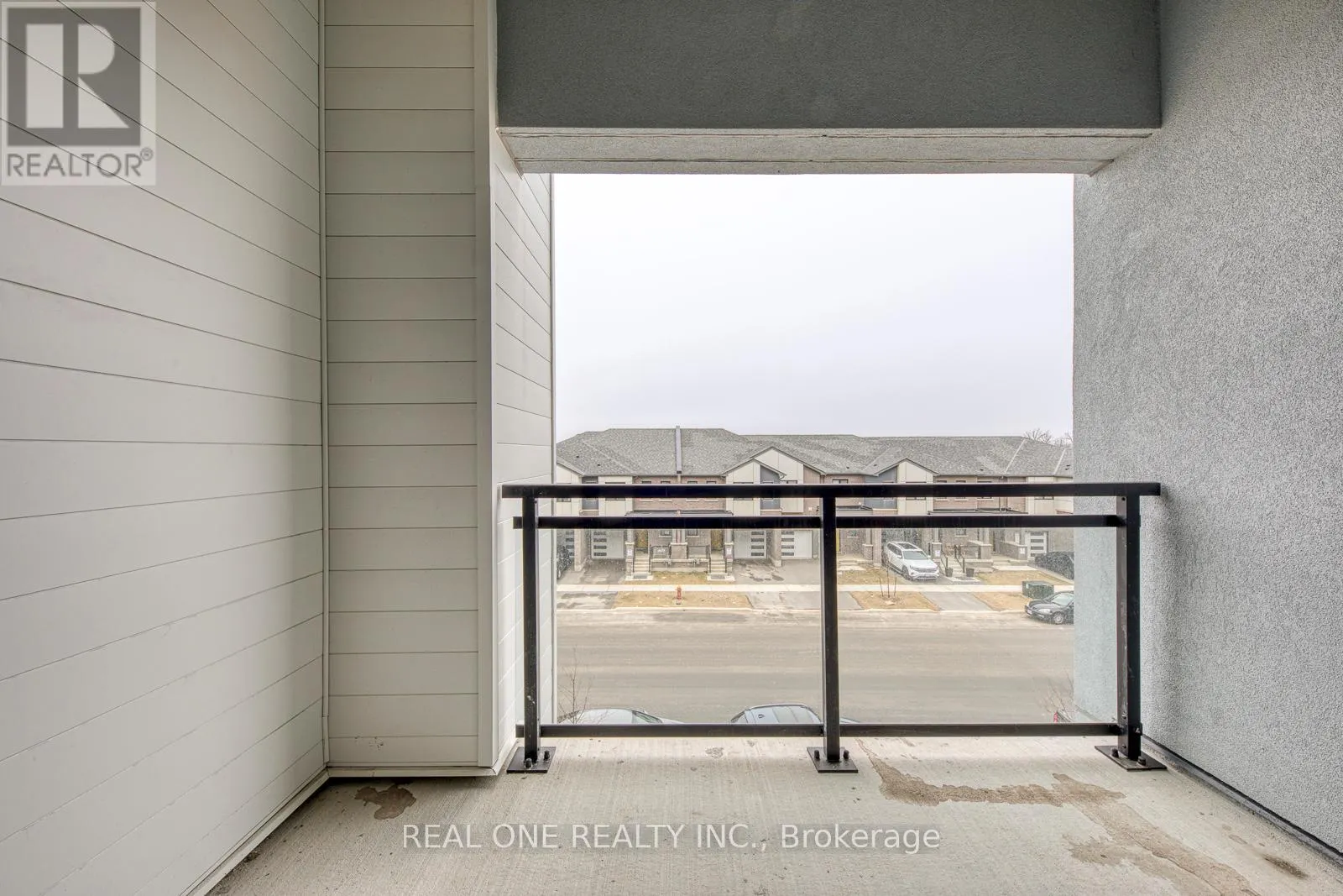 319 - 460 GORDON KRANTZ AVENUE