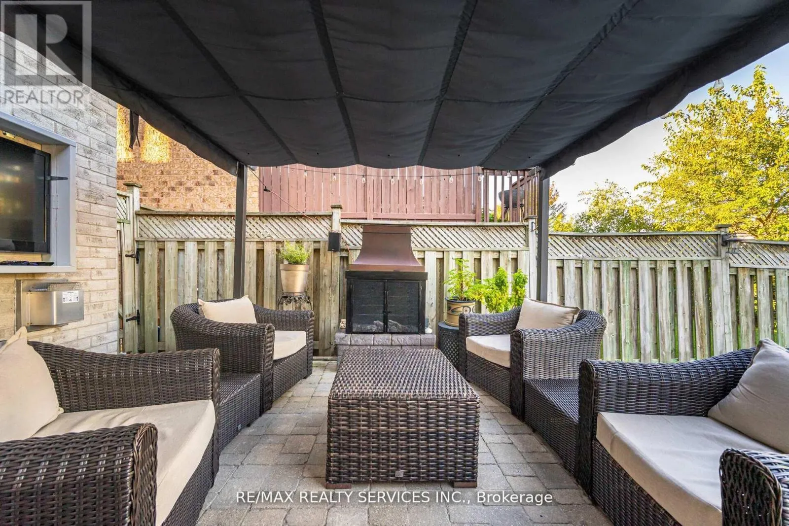 5749 GREENSBORO DRIVE