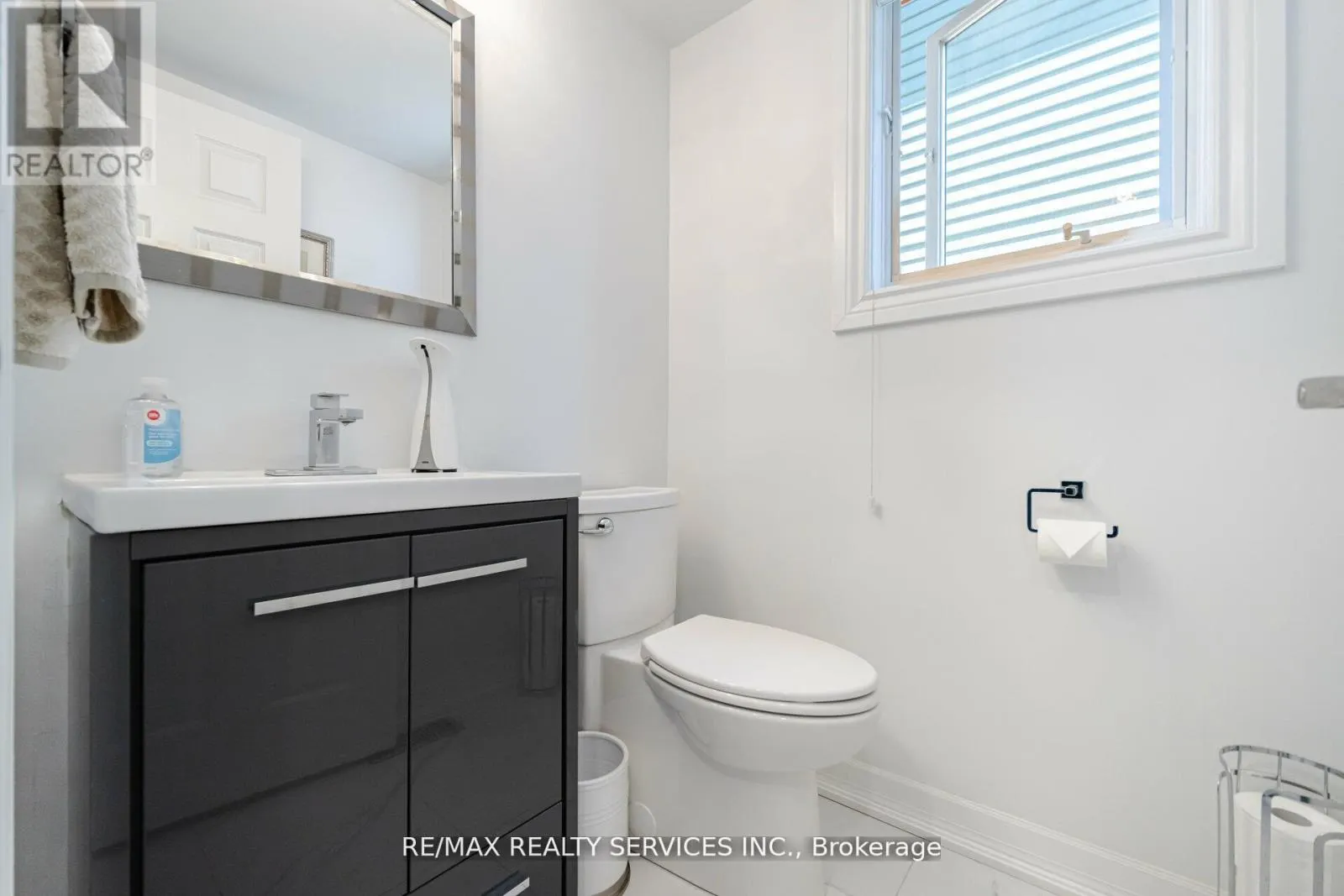 5749 GREENSBORO DRIVE