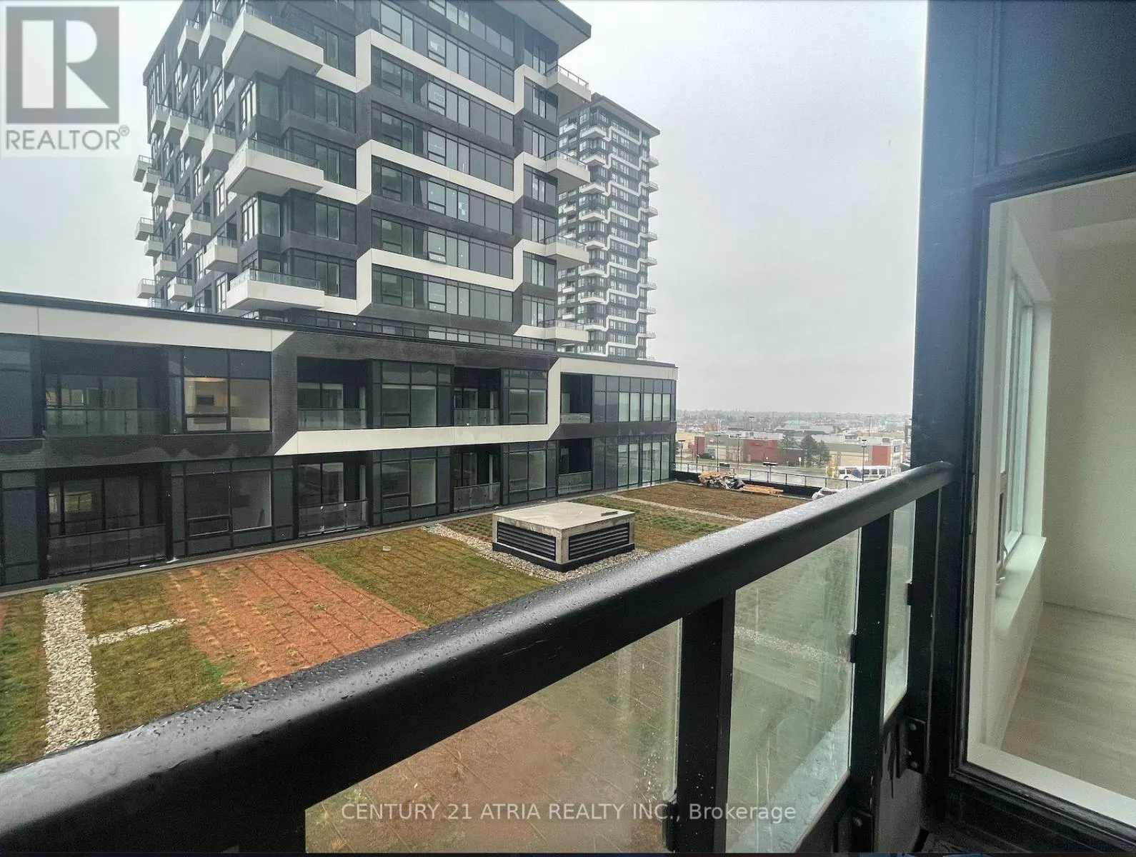 463 - 2481 TAUNTON ROAD