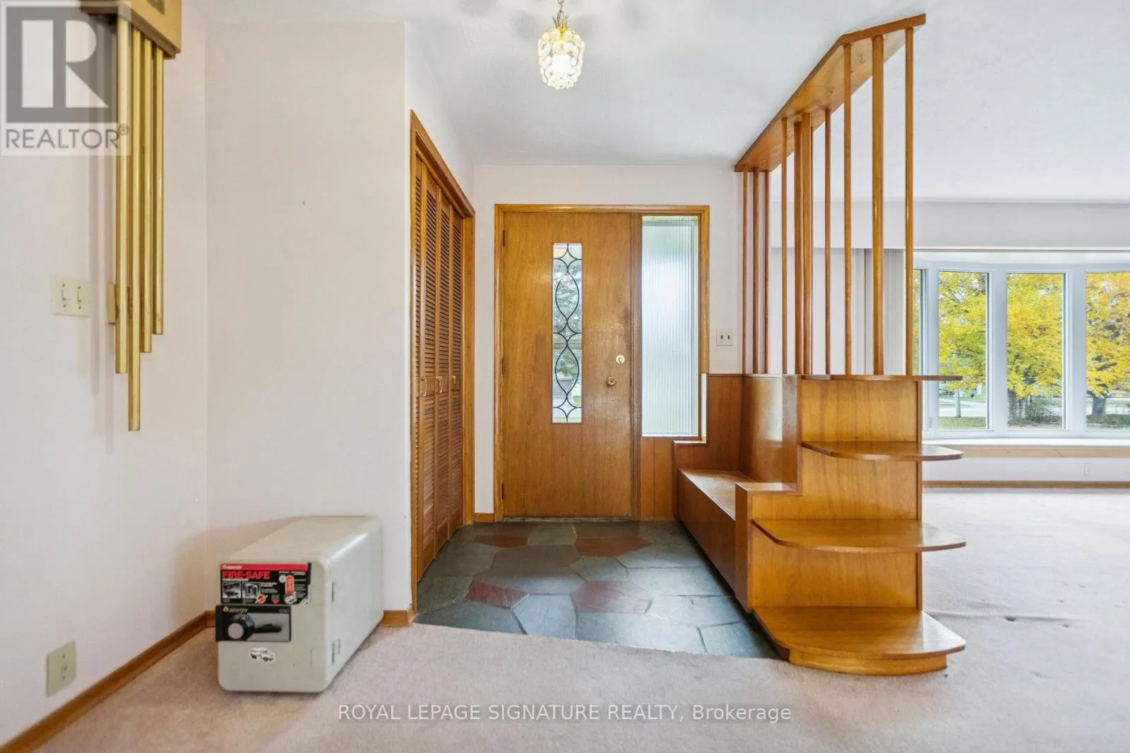 159 CHURCHILL ROAD S