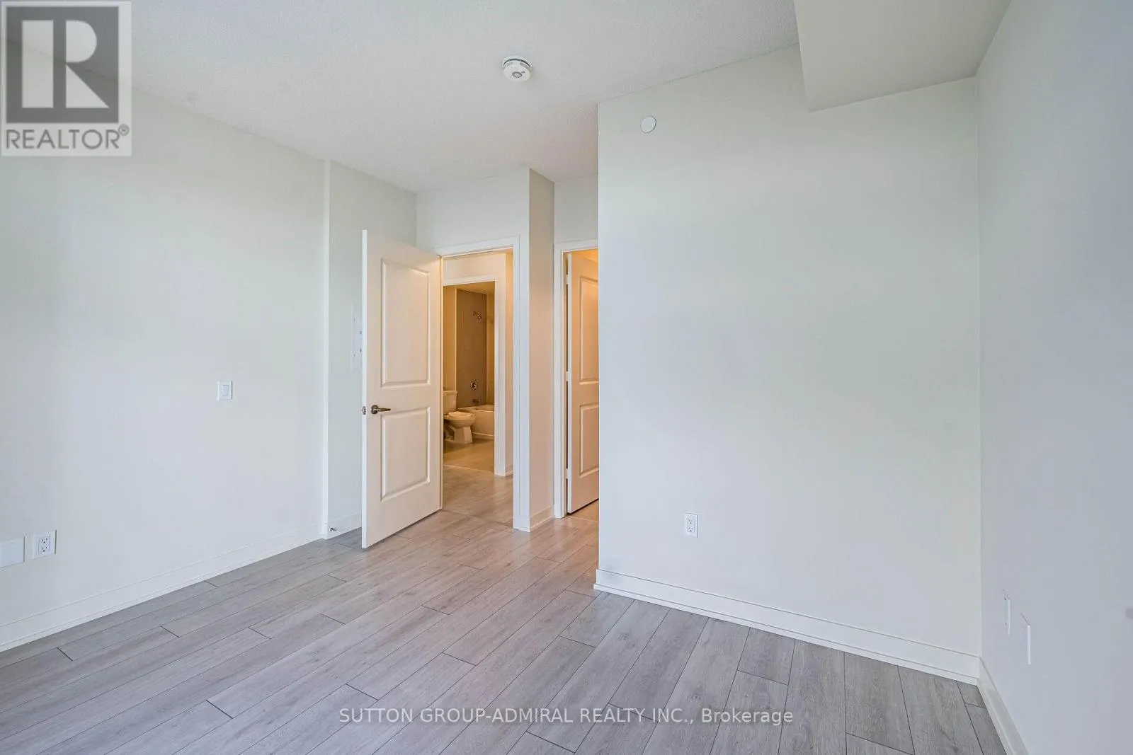 4506 - 38 ANNIE CRAIG DRIVE