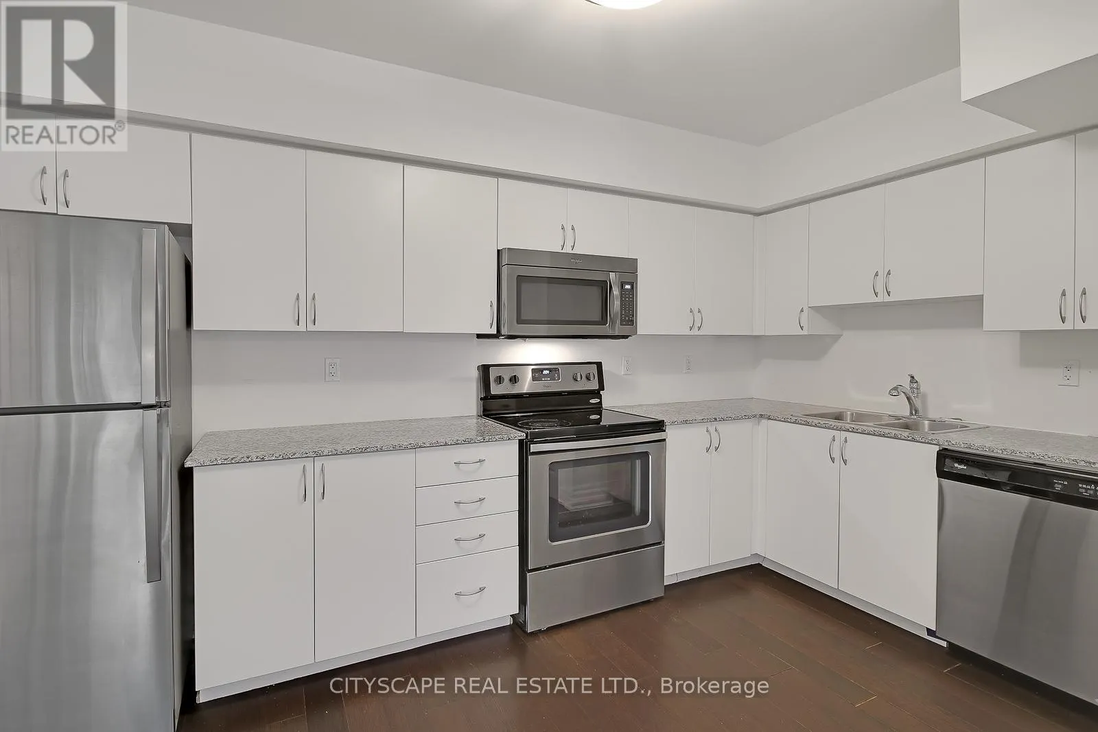 402 - 380 WALLACE AVENUE