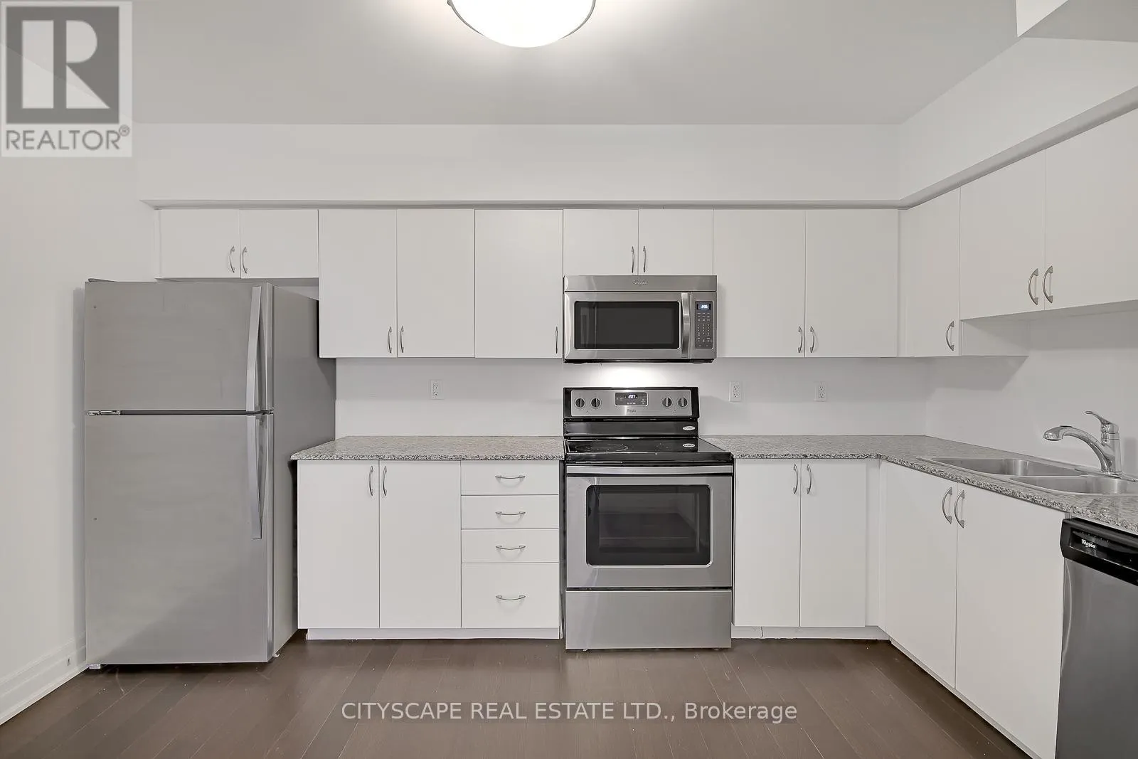 402 - 380 WALLACE AVENUE