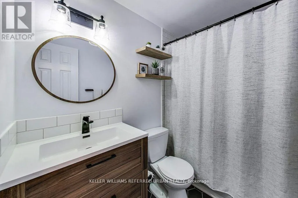 116 FALLINGDALE CRESCENT