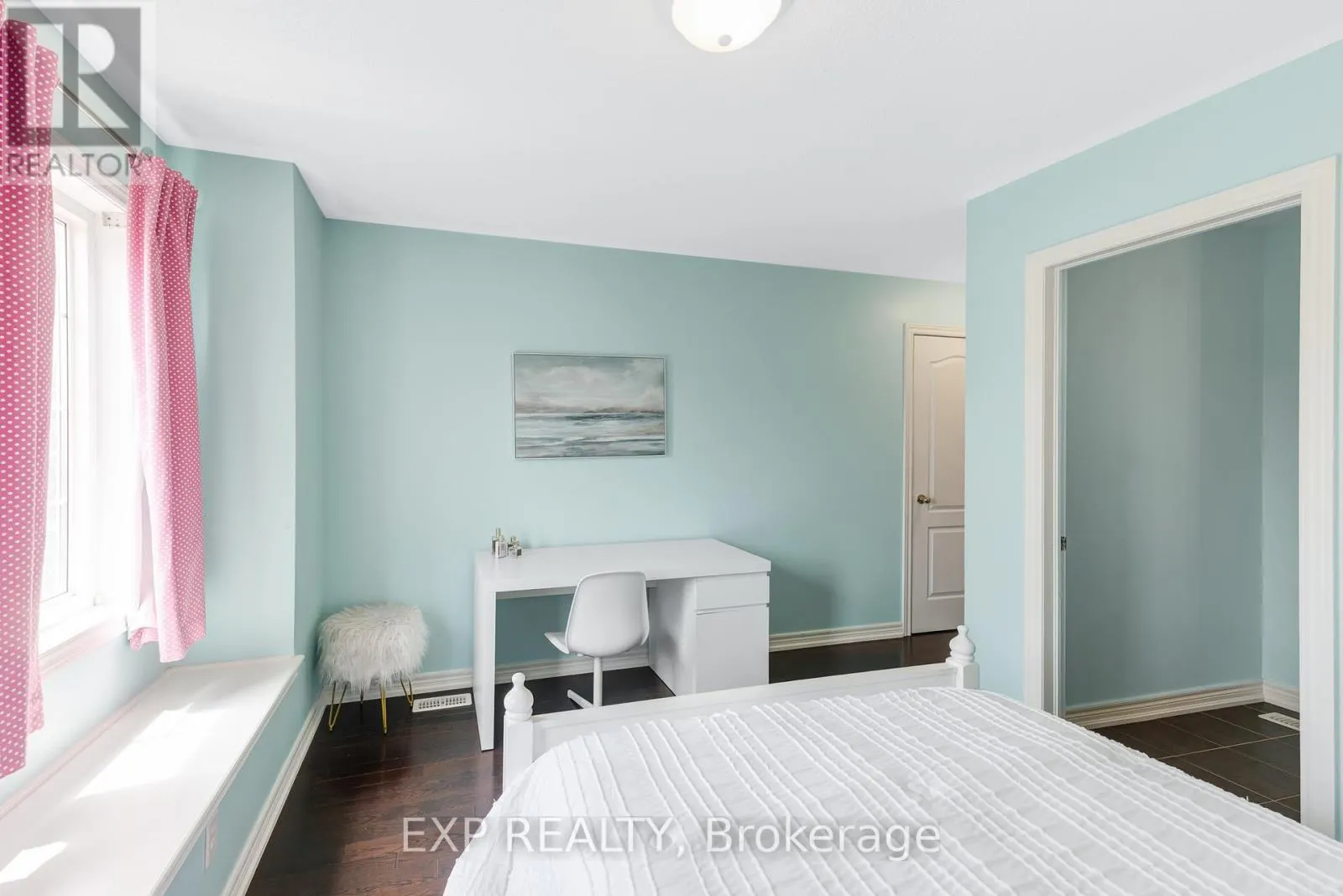 413 SUNNY MEADOW BOULEVARD