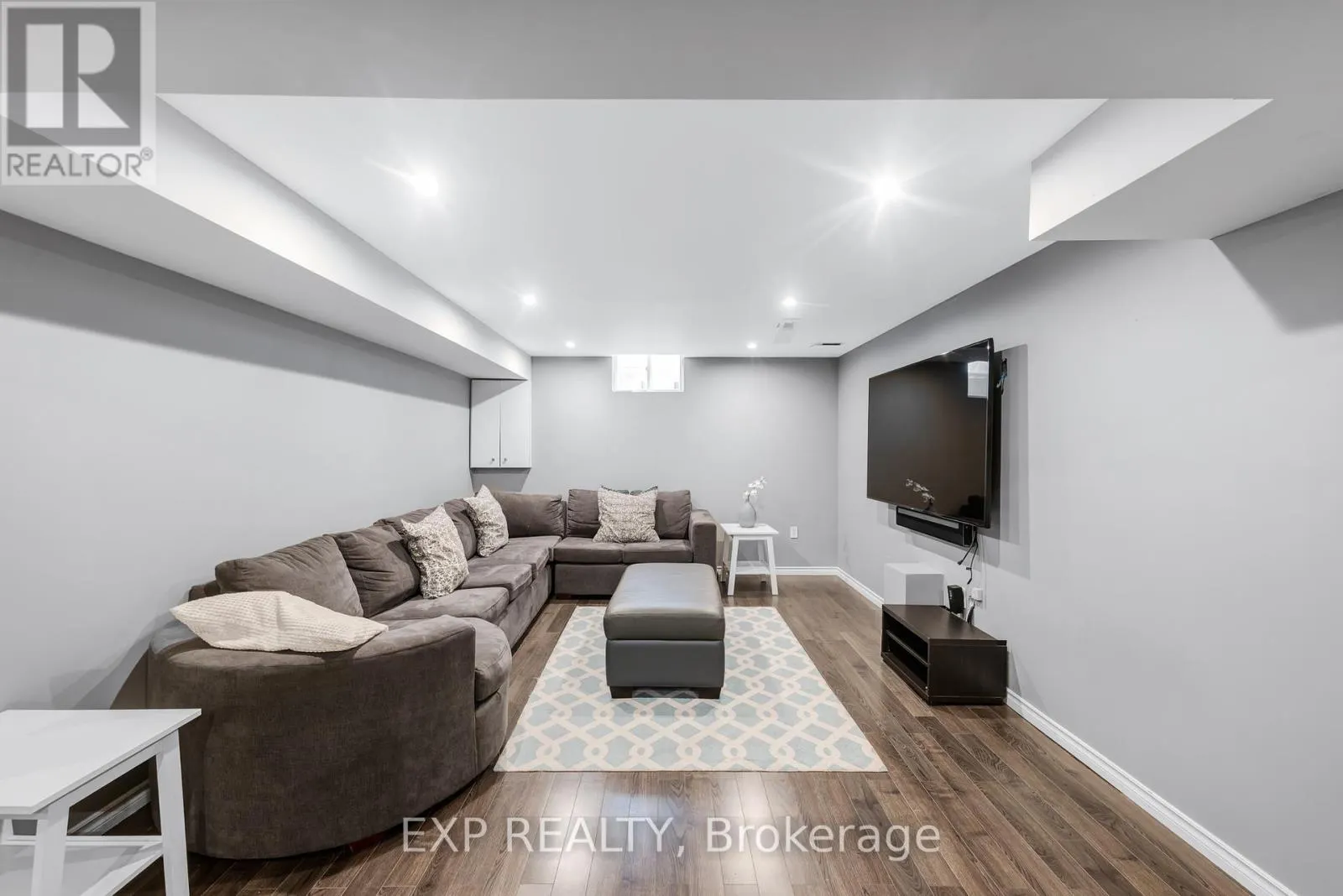 413 SUNNY MEADOW BOULEVARD