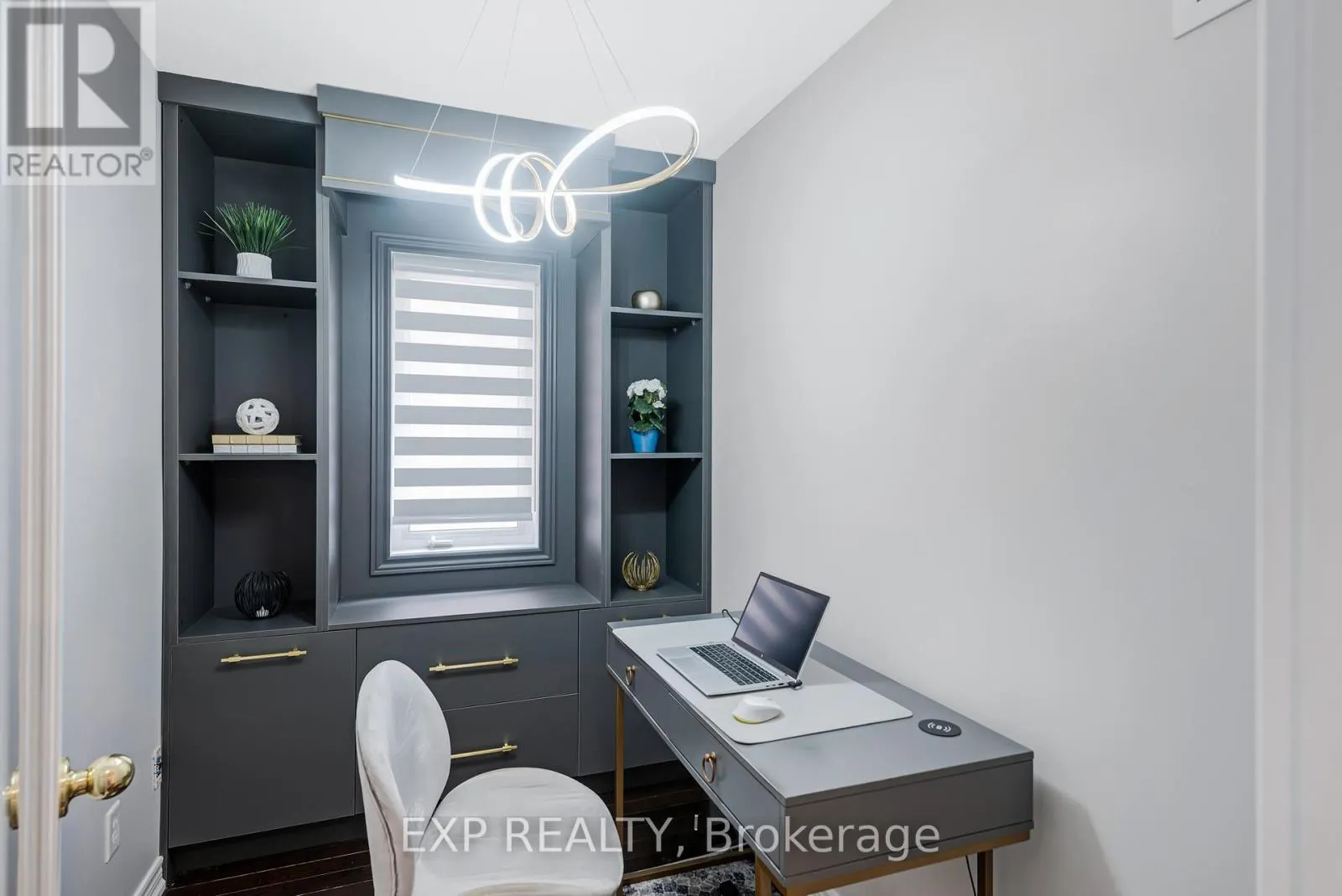 413 SUNNY MEADOW BOULEVARD