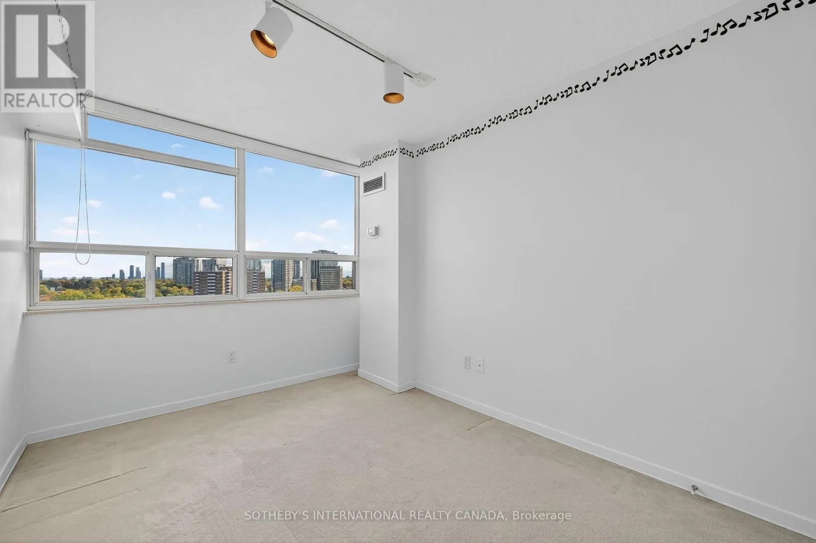 1504 - 1320 ISLINGTON AVENUE