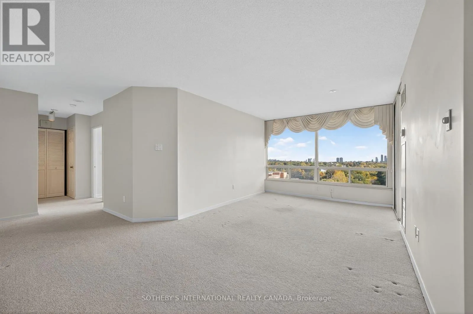 1504 - 1320 ISLINGTON AVENUE