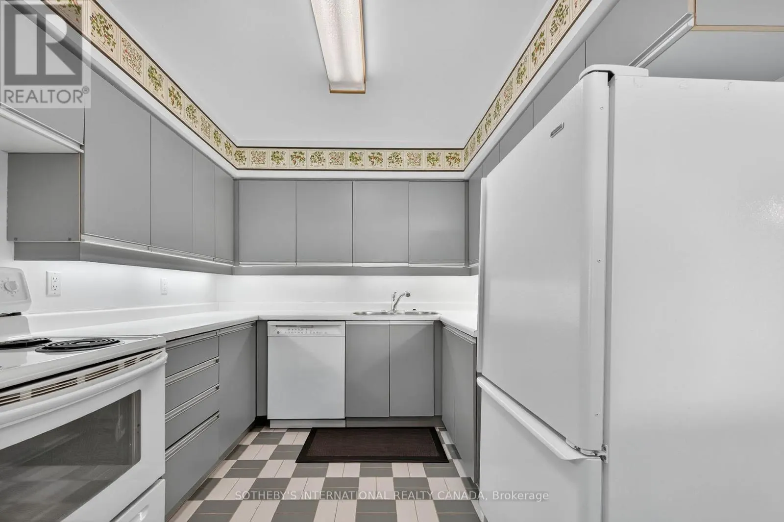 1504 - 1320 ISLINGTON AVENUE