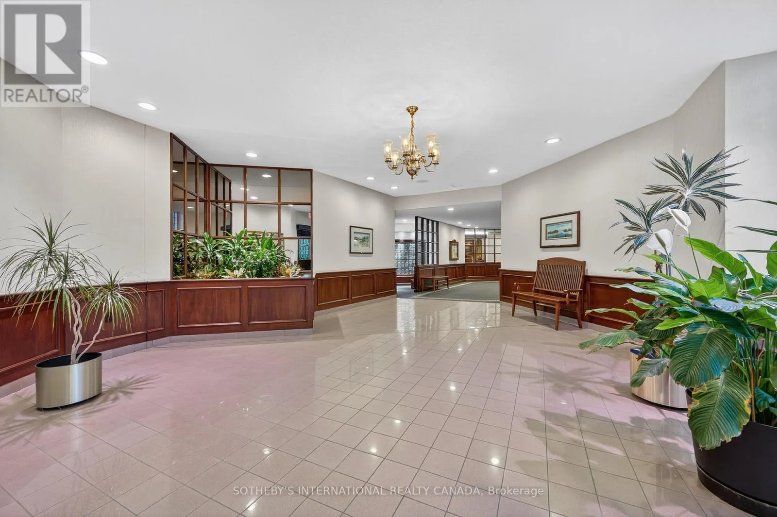 1504 - 1320 ISLINGTON AVENUE