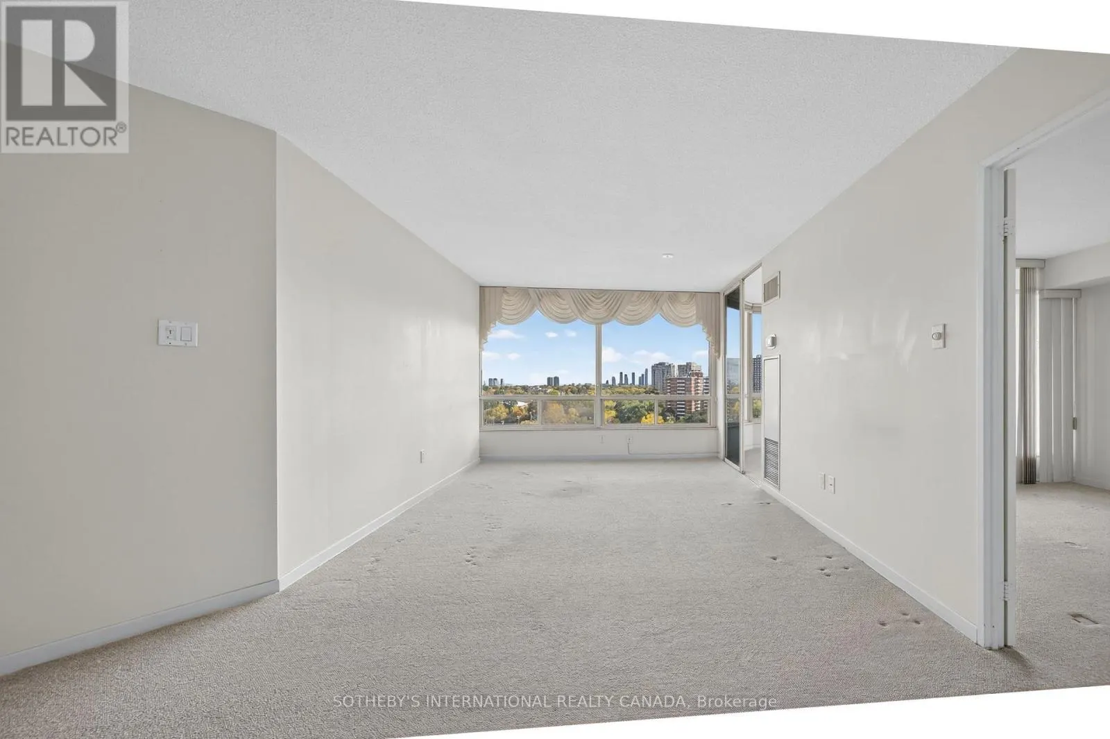 1504 - 1320 ISLINGTON AVENUE