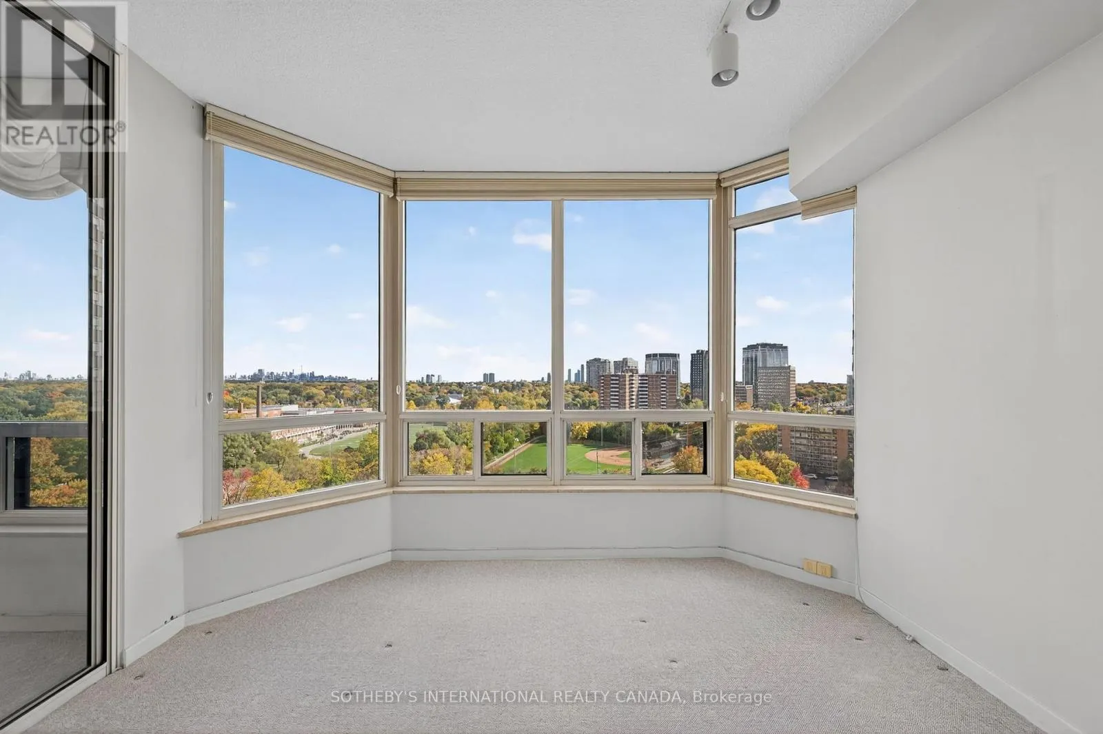 1504 - 1320 ISLINGTON AVENUE