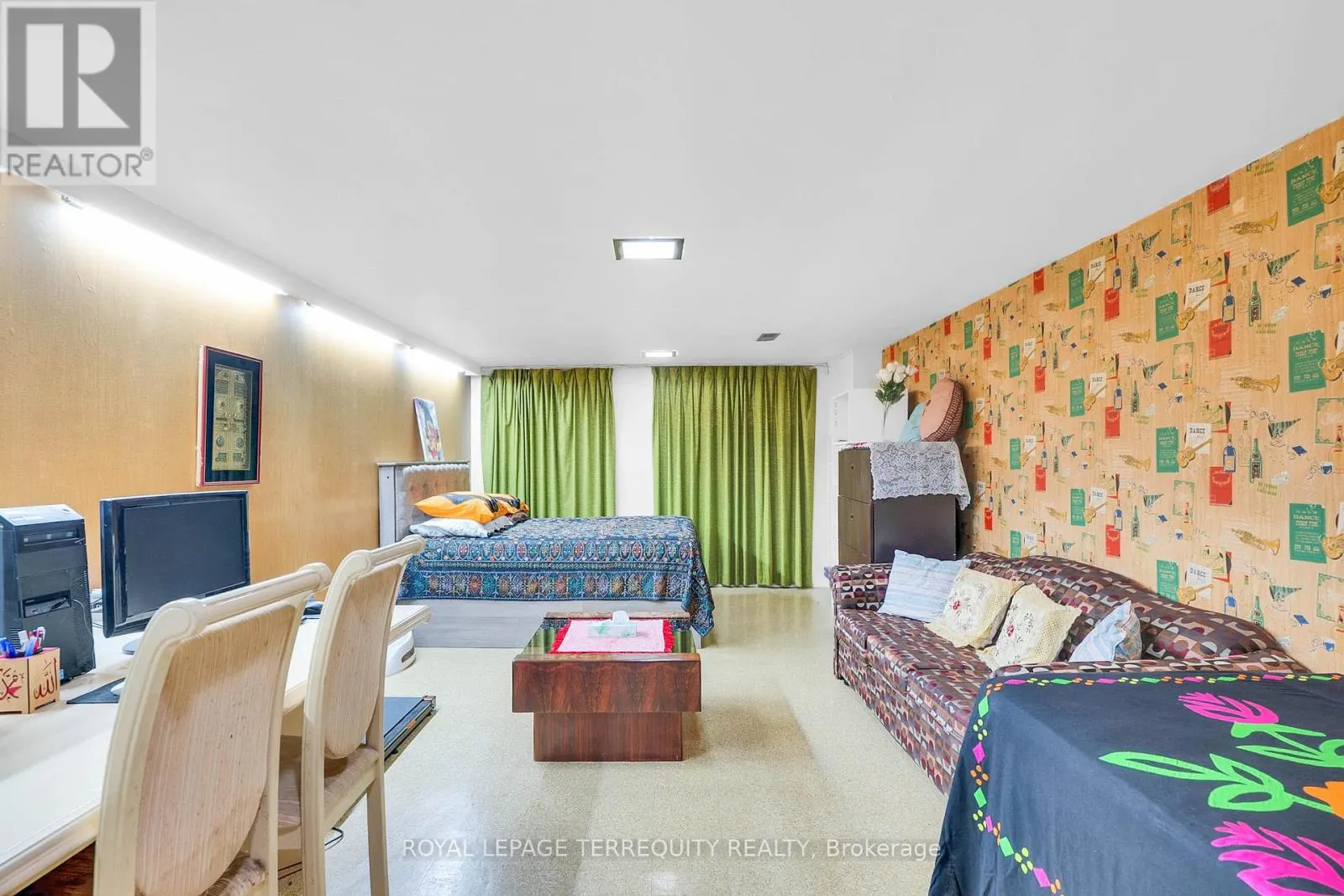 106 GRANDRAVINE DRIVE