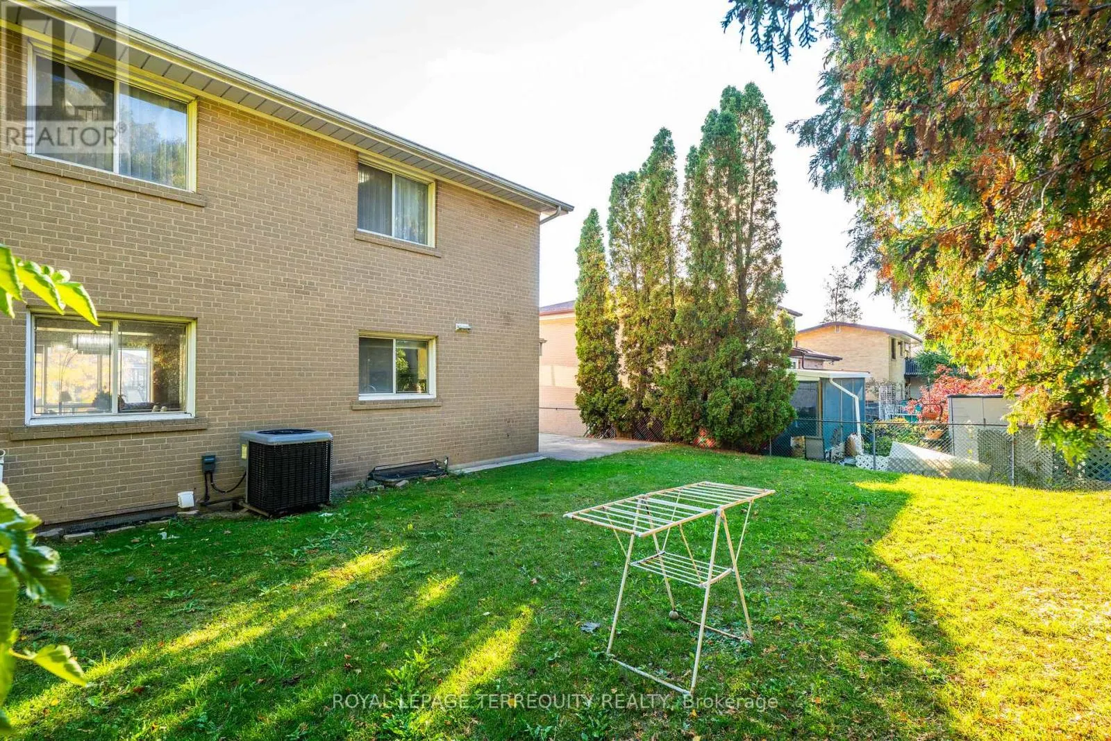 106 GRANDRAVINE DRIVE