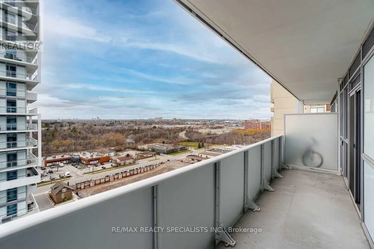 1202 - 55 SPEERS ROAD