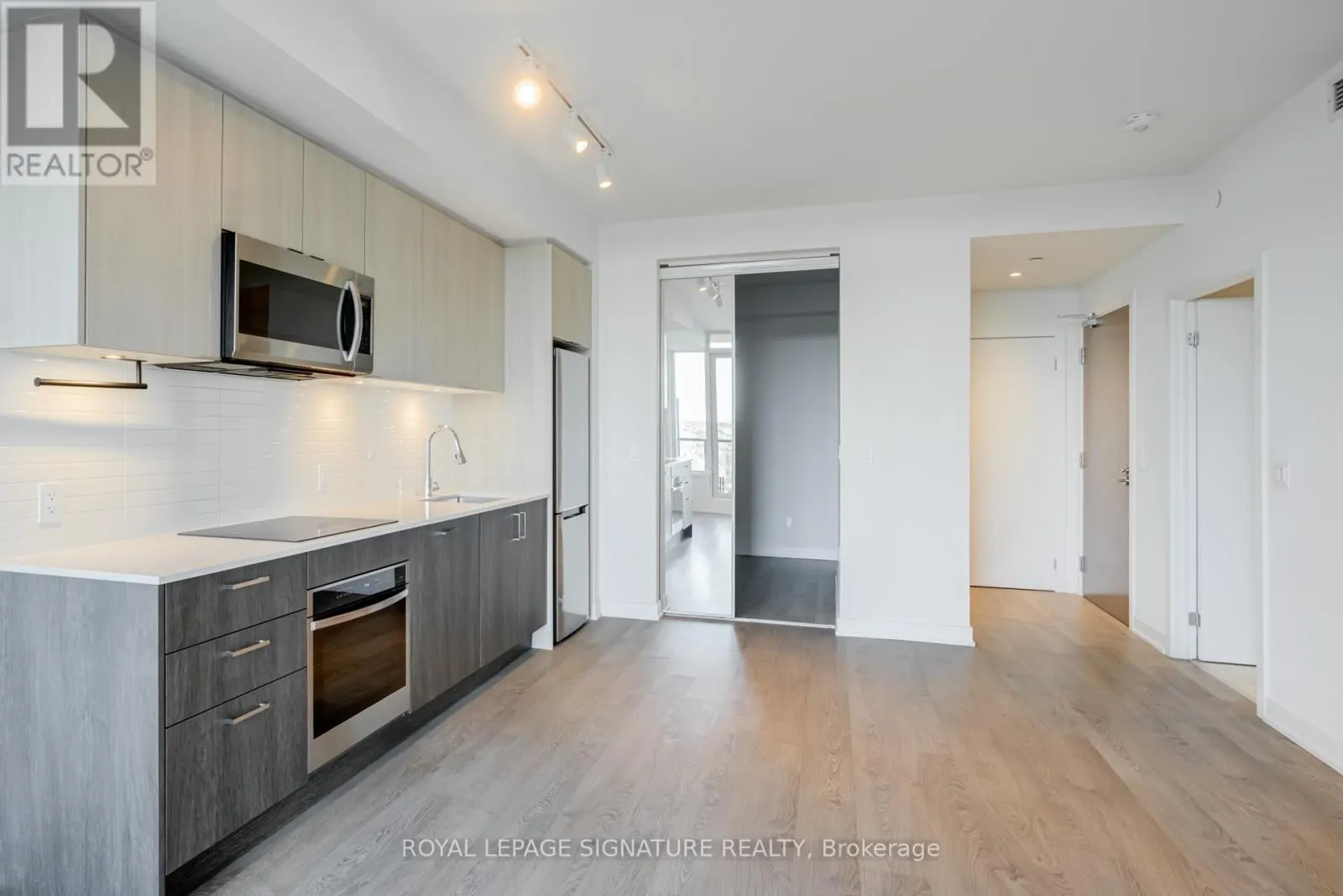 2217 - 1926 LAKE SHORE BOULEVARD W