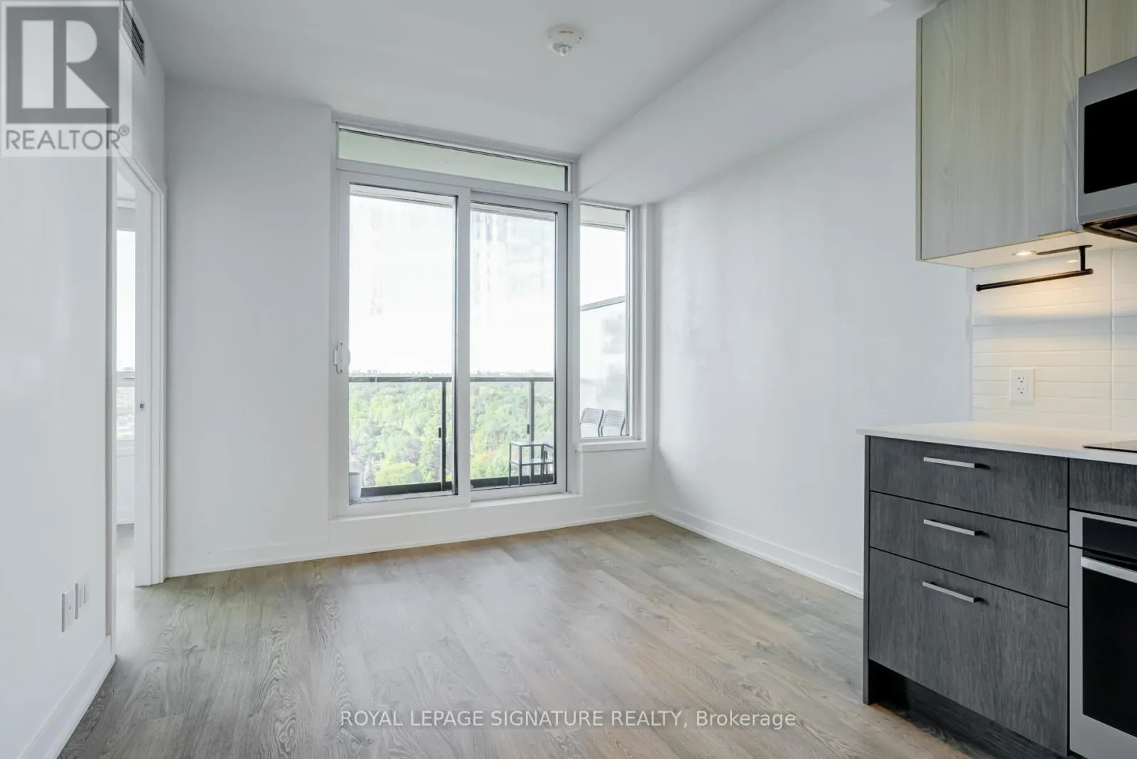 2217 - 1926 LAKE SHORE BOULEVARD W