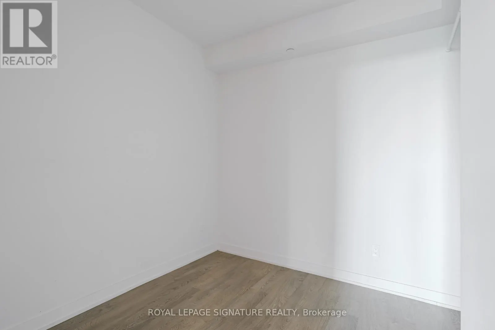 2217 - 1926 LAKE SHORE BOULEVARD W