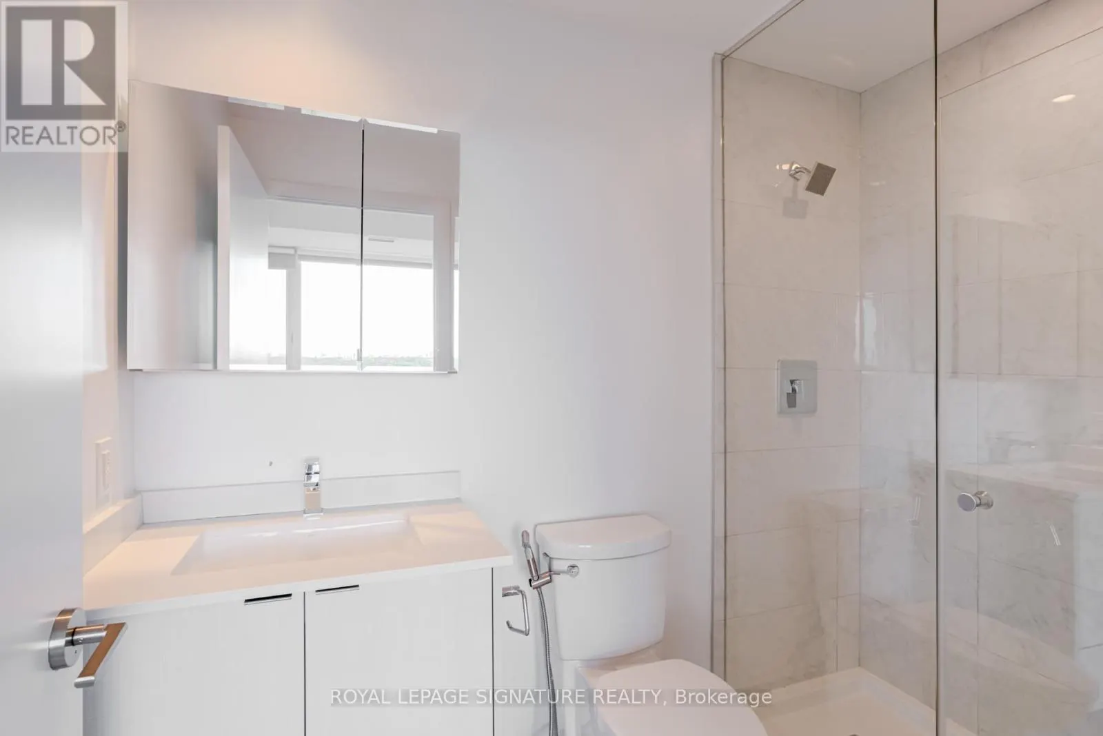 2217 - 1926 LAKE SHORE BOULEVARD W