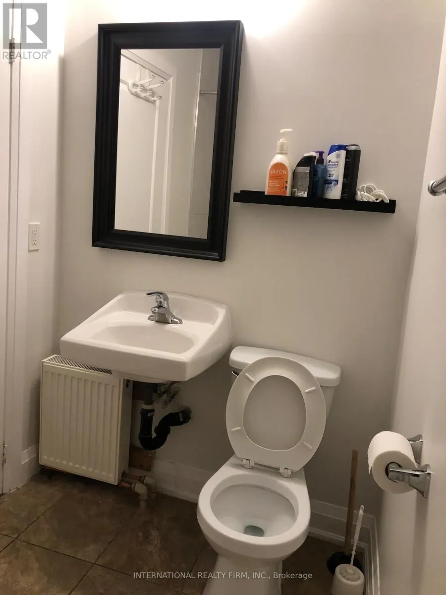 2B - 1262 BLOOR STREET W