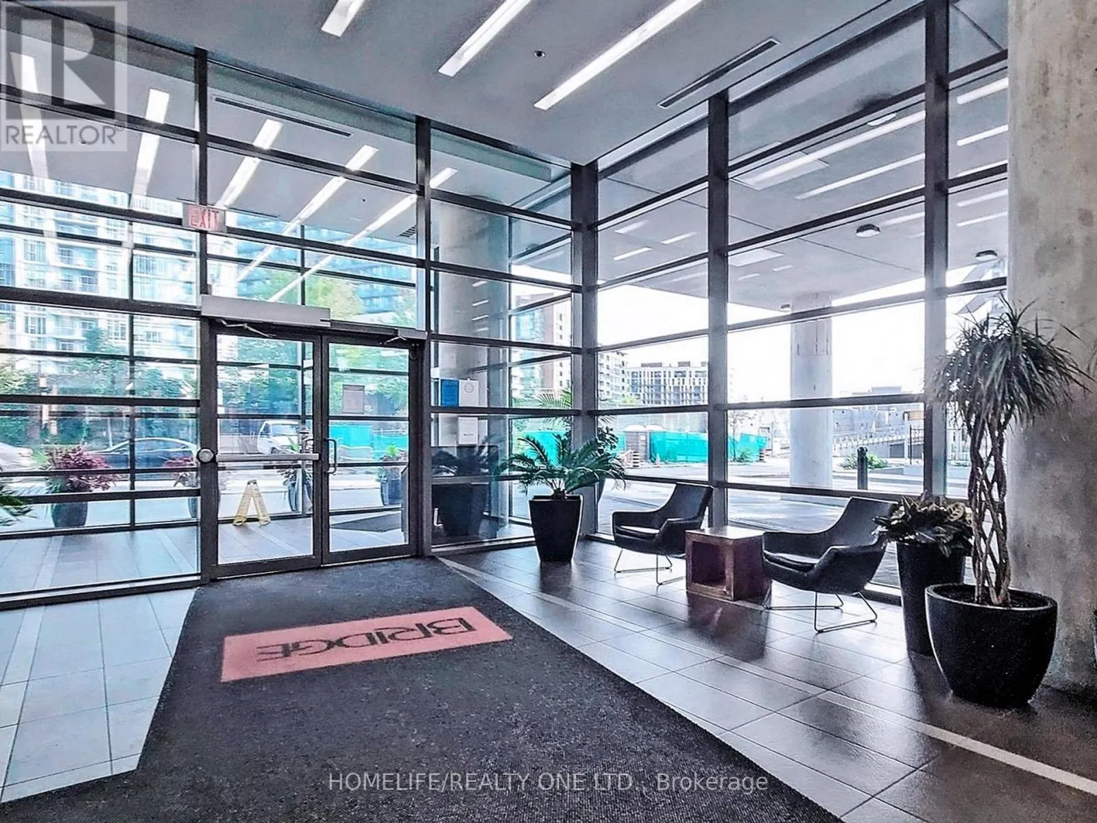 2003 - 38 JOE SHUSTER WAY