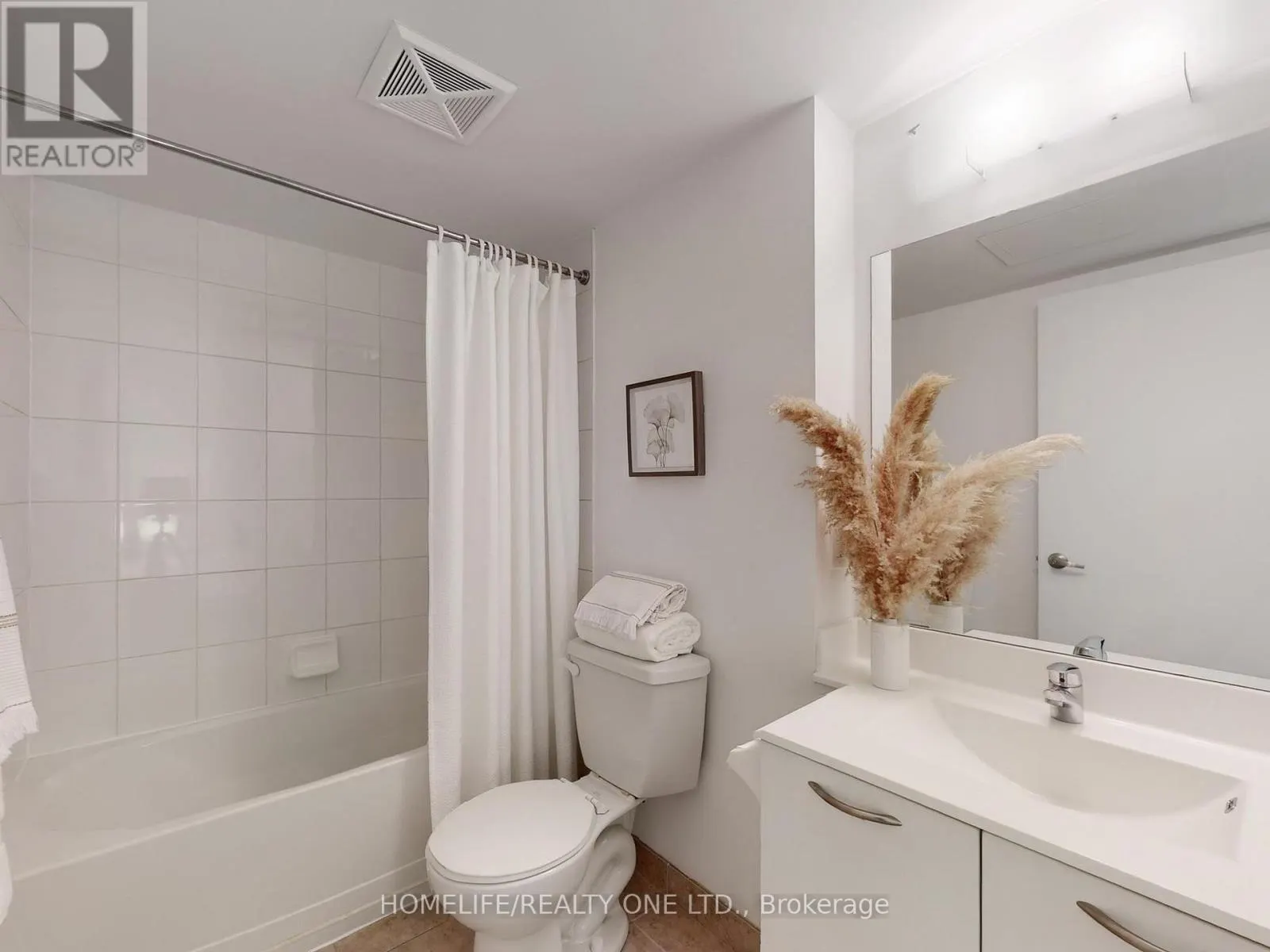 2003 - 38 JOE SHUSTER WAY