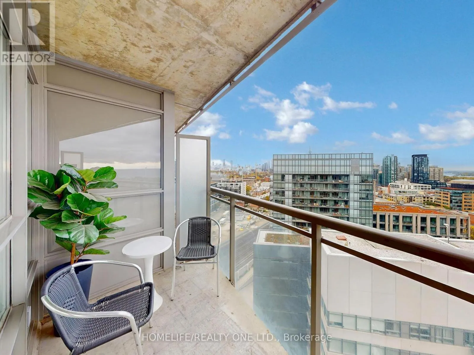 2003 - 38 JOE SHUSTER WAY