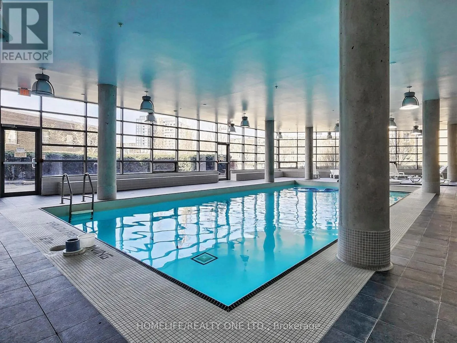 2003 - 38 JOE SHUSTER WAY