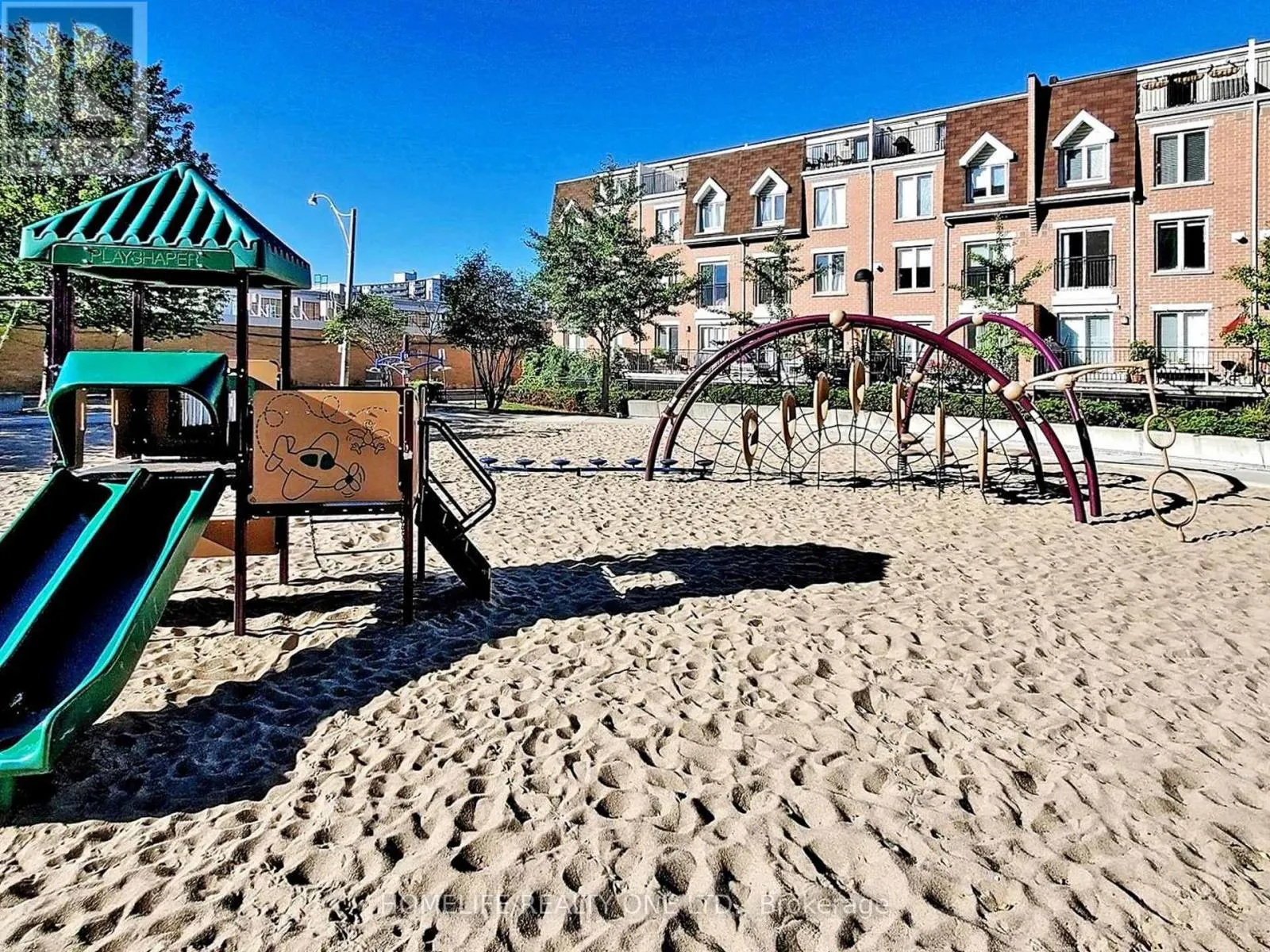 2003 - 38 JOE SHUSTER WAY