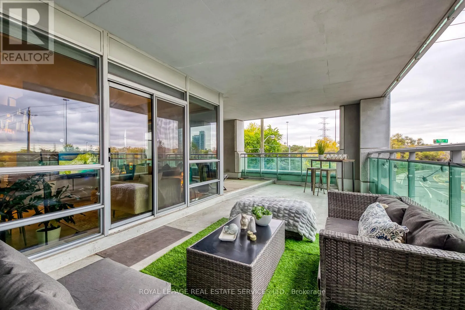 203 - 16 BROOKERS LANE