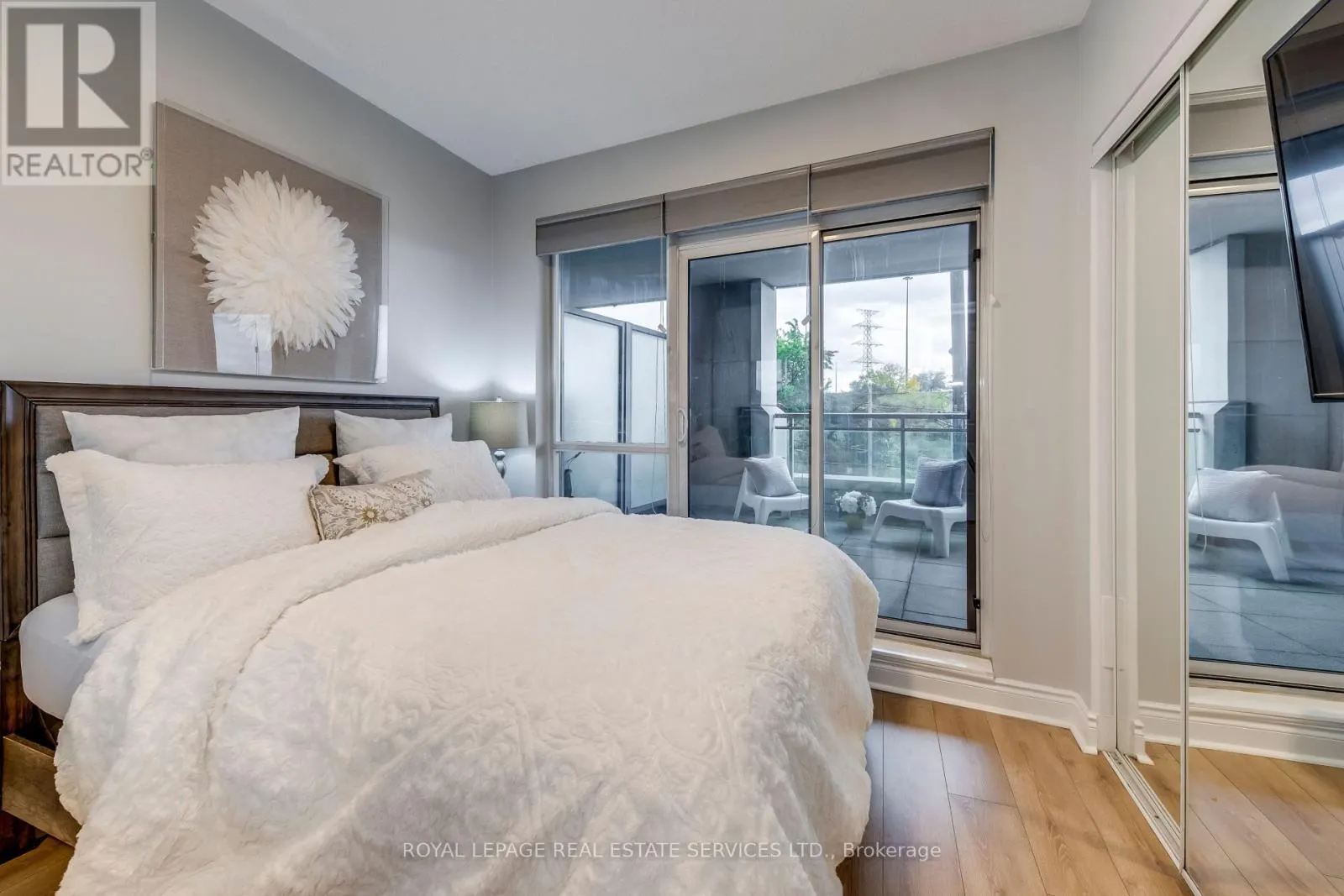 203 - 16 BROOKERS LANE