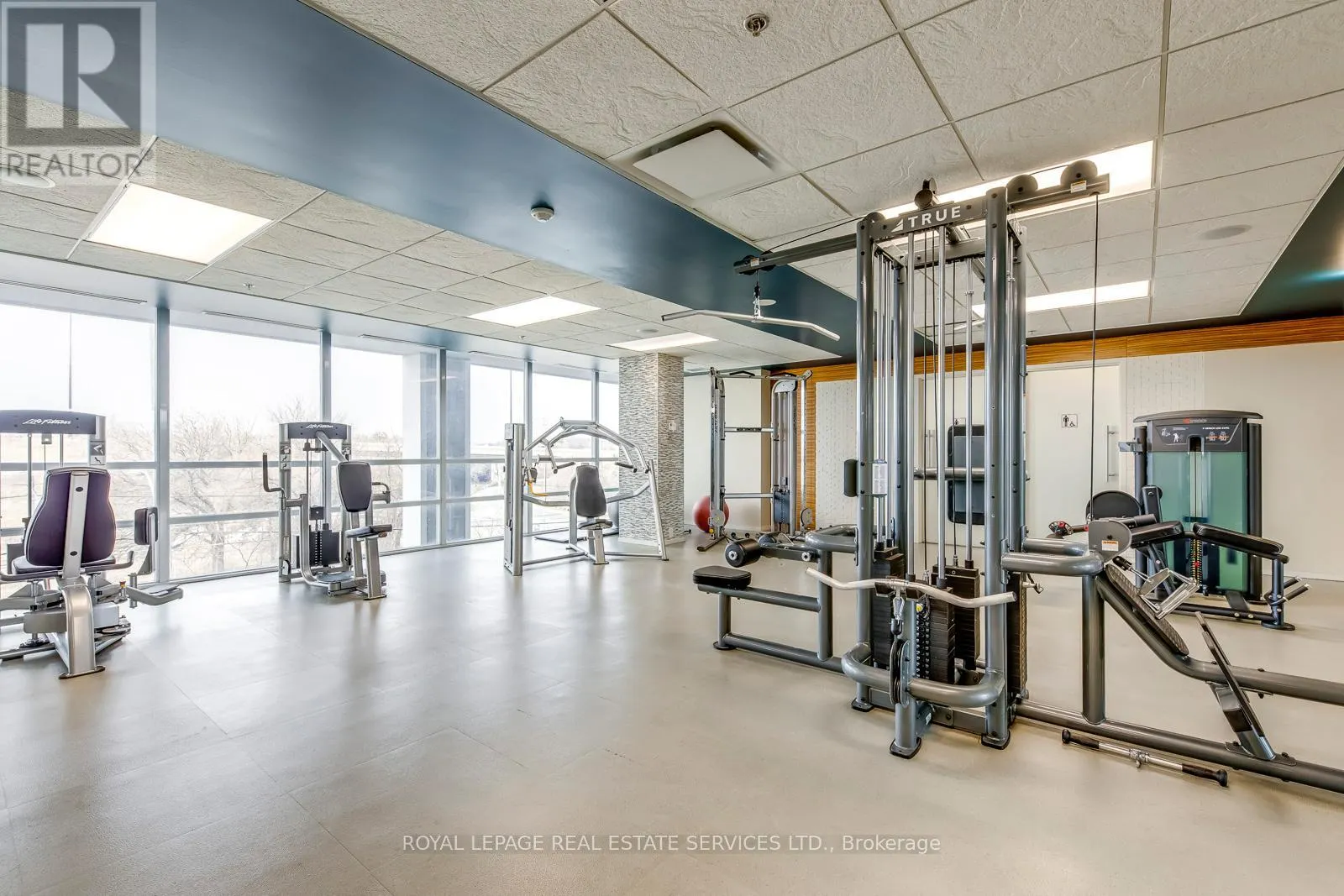 203 - 16 BROOKERS LANE