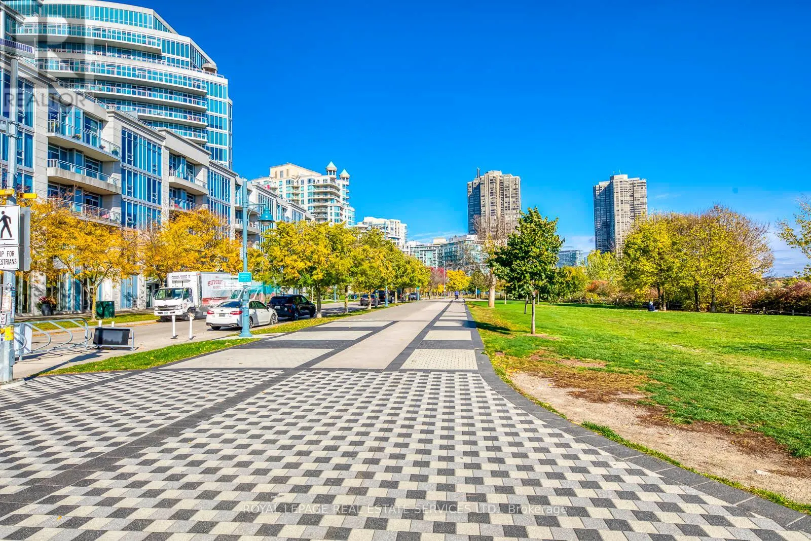 203 - 16 BROOKERS LANE